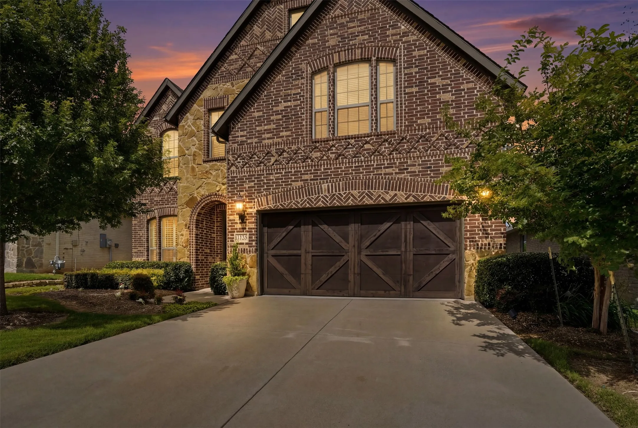 Single Family Residence For Sale in Tarrant County , 9724 Mountain Laurel Trail, Fort Worth, Texas 76036, 4 Bedroom, 4 Bathroom, 2 Garage spaces, 3,072 Sqft, built in 2019, mls#21297015, Real Estate Agent in Fort Worth, Homes For Sale in Tarrant county, Homes For Sale in Fort Worth, Realtor in Fort Worth Texas, Real Estate Brokerage Independent Realty Texas, Luminita Cordes Realtor