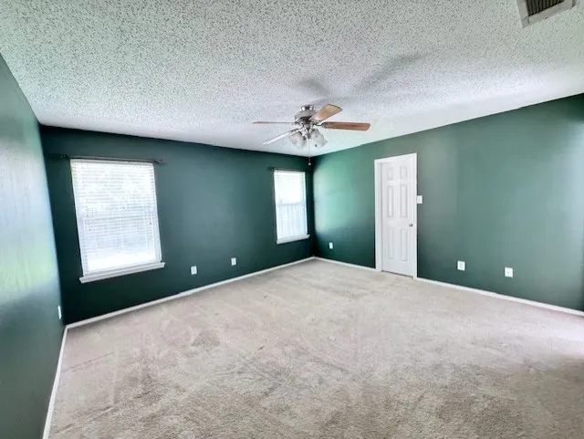 Single Family Residence For Rent in Collin County , 7109 Bountiful Grove Drive, Mc Kinney, Texas 75070, 3 Bedroom, 2 Bathroom, 2 Garage spaces, 1,785 Sqft, built in 2004, mls#21300222, Real Estate Agent in Mc Kinney, Homes For Rent in Collin county, Homes For Rent in Mc Kinney, Realtor in Mc Kinney Texas, Real Estate Brokerage Independent Realty Texas, Luminita Cordes Realtor