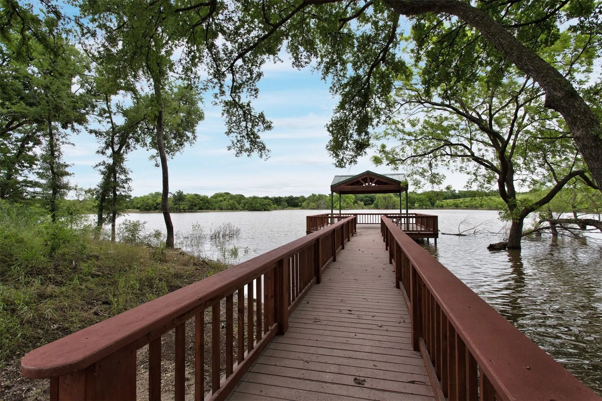 Single Family Residence For Sale in Collin County , 4598 Lake Breeze Drive, Mc Kinney, Texas 75071, 5 Bedroom, 5 Bathroom, 4 Garage spaces, 5,139 Sqft, built in 2007, mls#21298710, Real Estate Agent in Mc Kinney, Homes For Sale in Collin county, Homes For Sale in Mc Kinney, Realtor in Mc Kinney Texas, Real Estate Brokerage Independent Realty Texas, Luminita Cordes Realtor
