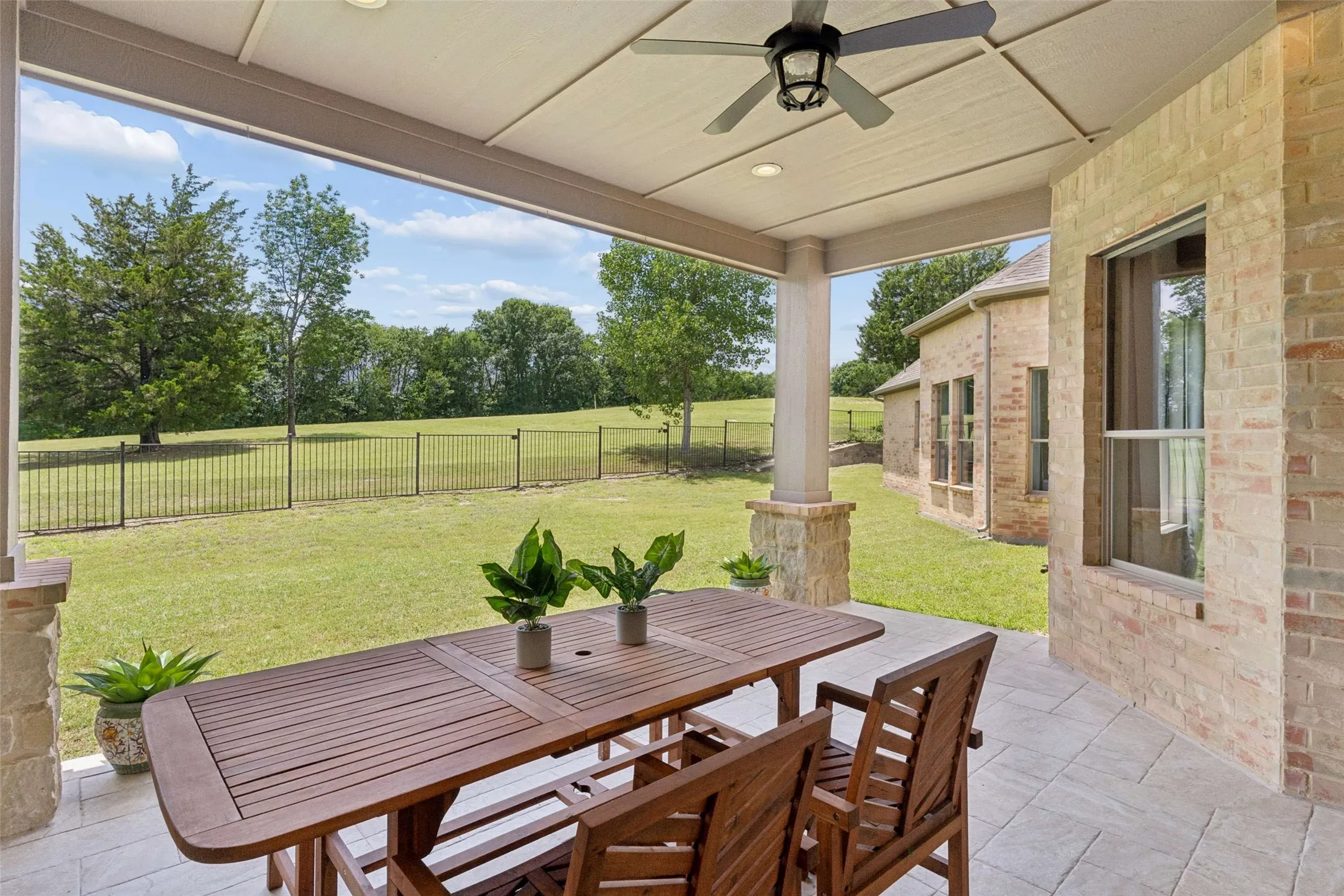 Single Family Residence For Sale in Collin County , 4598 Lake Breeze Drive, Mc Kinney, Texas 75071, 5 Bedroom, 5 Bathroom, 4 Garage spaces, 5,139 Sqft, built in 2007, mls#21298710, Real Estate Agent in Mc Kinney, Homes For Sale in Collin county, Homes For Sale in Mc Kinney, Realtor in Mc Kinney Texas, Real Estate Brokerage Independent Realty Texas, Luminita Cordes Realtor
