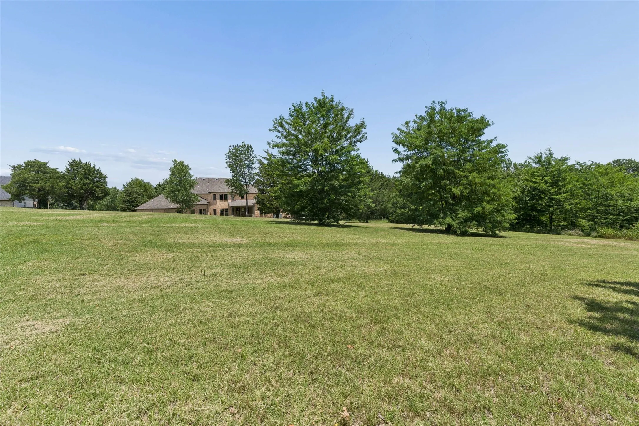 Single Family Residence For Sale in Collin County , 4598 Lake Breeze Drive, Mc Kinney, Texas 75071, 5 Bedroom, 5 Bathroom, 4 Garage spaces, 5,139 Sqft, built in 2007, mls#21298710, Real Estate Agent in Mc Kinney, Homes For Sale in Collin county, Homes For Sale in Mc Kinney, Realtor in Mc Kinney Texas, Real Estate Brokerage Independent Realty Texas, Luminita Cordes Realtor