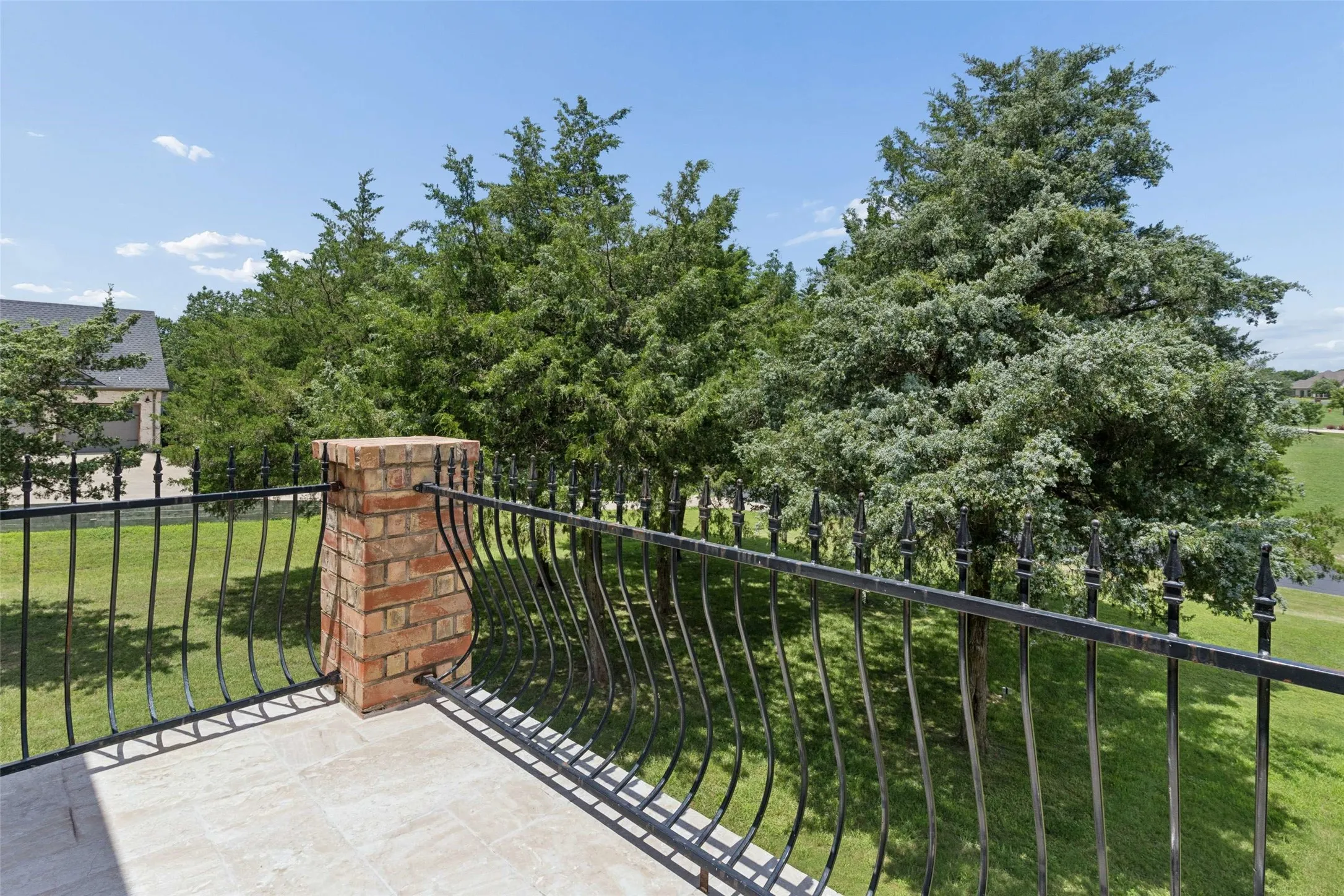 Single Family Residence For Sale in Collin County , 4598 Lake Breeze Drive, Mc Kinney, Texas 75071, 5 Bedroom, 5 Bathroom, 4 Garage spaces, 5,139 Sqft, built in 2007, mls#21298710, Real Estate Agent in Mc Kinney, Homes For Sale in Collin county, Homes For Sale in Mc Kinney, Realtor in Mc Kinney Texas, Real Estate Brokerage Independent Realty Texas, Luminita Cordes Realtor