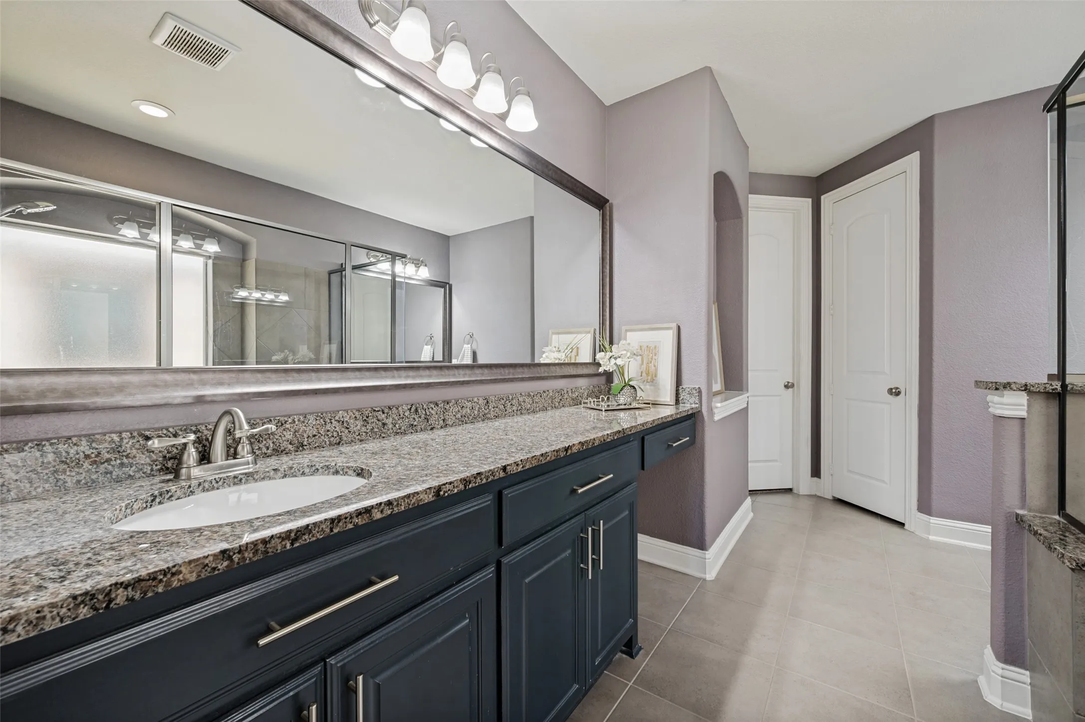 Single Family Residence For Sale in Denton County , 608 Yarrow Street, Little Elm, Texas 75068, 5 Bedroom, 5 Bathroom, 2 Garage spaces, 3,981 Sqft, built in 2017, mls#21279555, Real Estate Agent in Little Elm, Homes For Sale in Denton county, Homes For Sale in Little Elm, Realtor in Little Elm Texas, Real Estate Brokerage Independent Realty Texas, Luminita Cordes Realtor