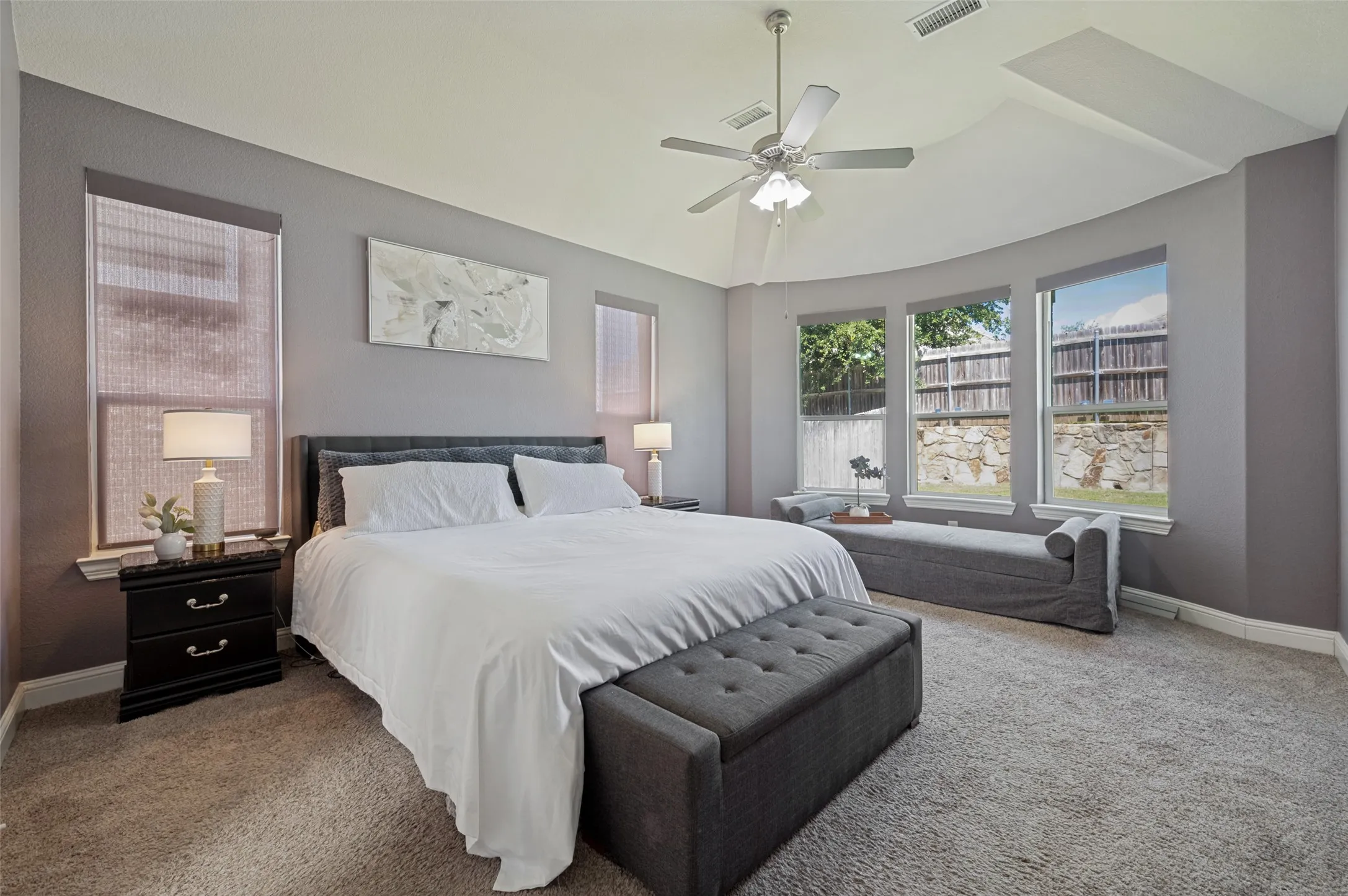 Single Family Residence For Sale in Denton County , 608 Yarrow Street, Little Elm, Texas 75068, 5 Bedroom, 5 Bathroom, 2 Garage spaces, 3,981 Sqft, built in 2017, mls#21279555, Real Estate Agent in Little Elm, Homes For Sale in Denton county, Homes For Sale in Little Elm, Realtor in Little Elm Texas, Real Estate Brokerage Independent Realty Texas, Luminita Cordes Realtor