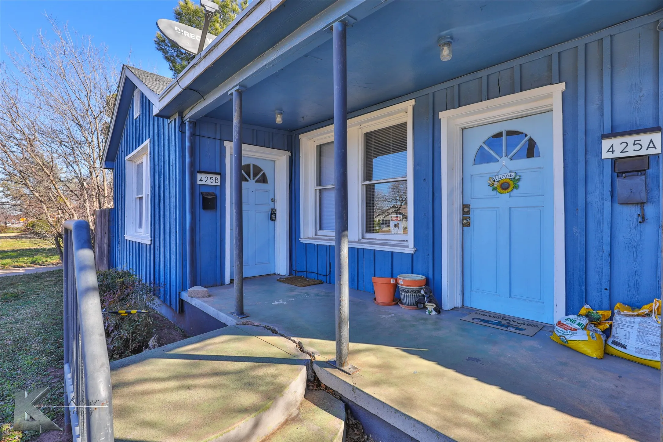 Duplex For Sale in Taylor County , 425 Sayles Boulevard, Abilene, Texas 79605, 2 Bedroom, 2 Bathroom, 2 Garage spaces, 0 Sqft, built in 1948, mls#21298155, Real Estate Agent in Abilene, Homes For Sale in Taylor county, Homes For Sale in Abilene, Realtor in Abilene Texas, Real Estate Brokerage Independent Realty Texas, Luminita Cordes Realtor
