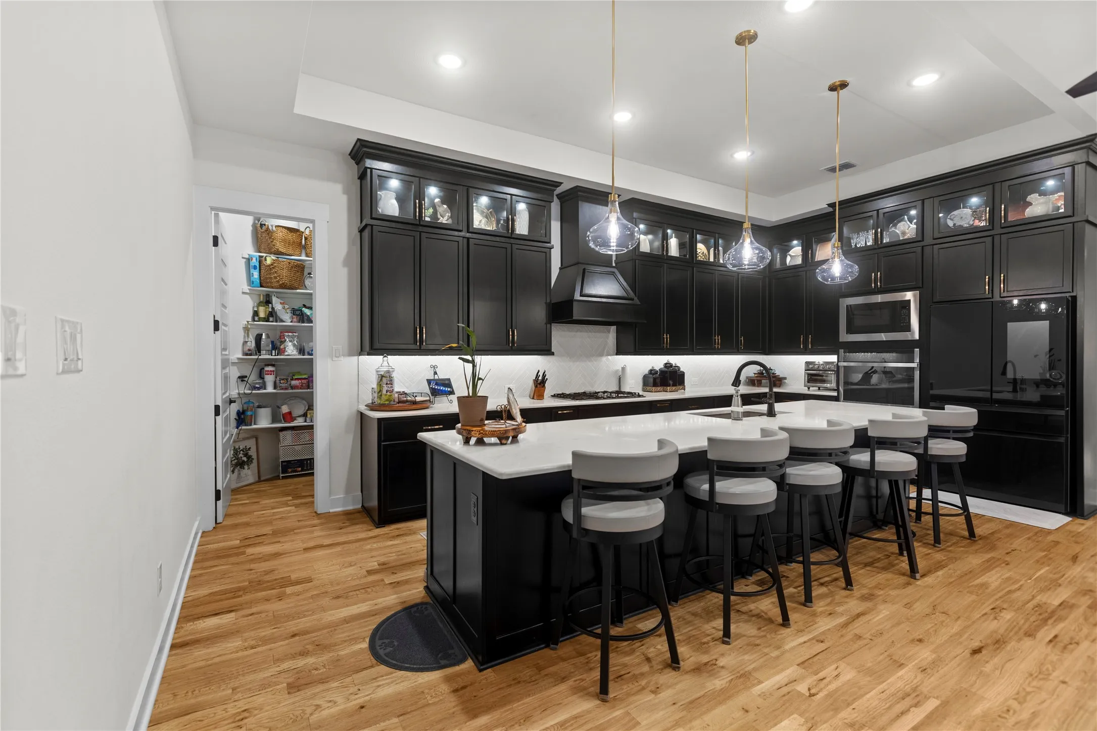 Single Family Residence For Sale in Rockwall County , 1628 Madrid Way, Rockwall, Texas 75087, 2 Bedroom, 2 Bathroom, 3 Garage spaces, 2,276 Sqft, built in 2022, mls#21298199, Real Estate Agent in Rockwall, Homes For Sale in Rockwall county, Homes For Sale in Rockwall, Realtor in Rockwall Texas, Real Estate Brokerage Independent Realty Texas, Luminita Cordes Realtor