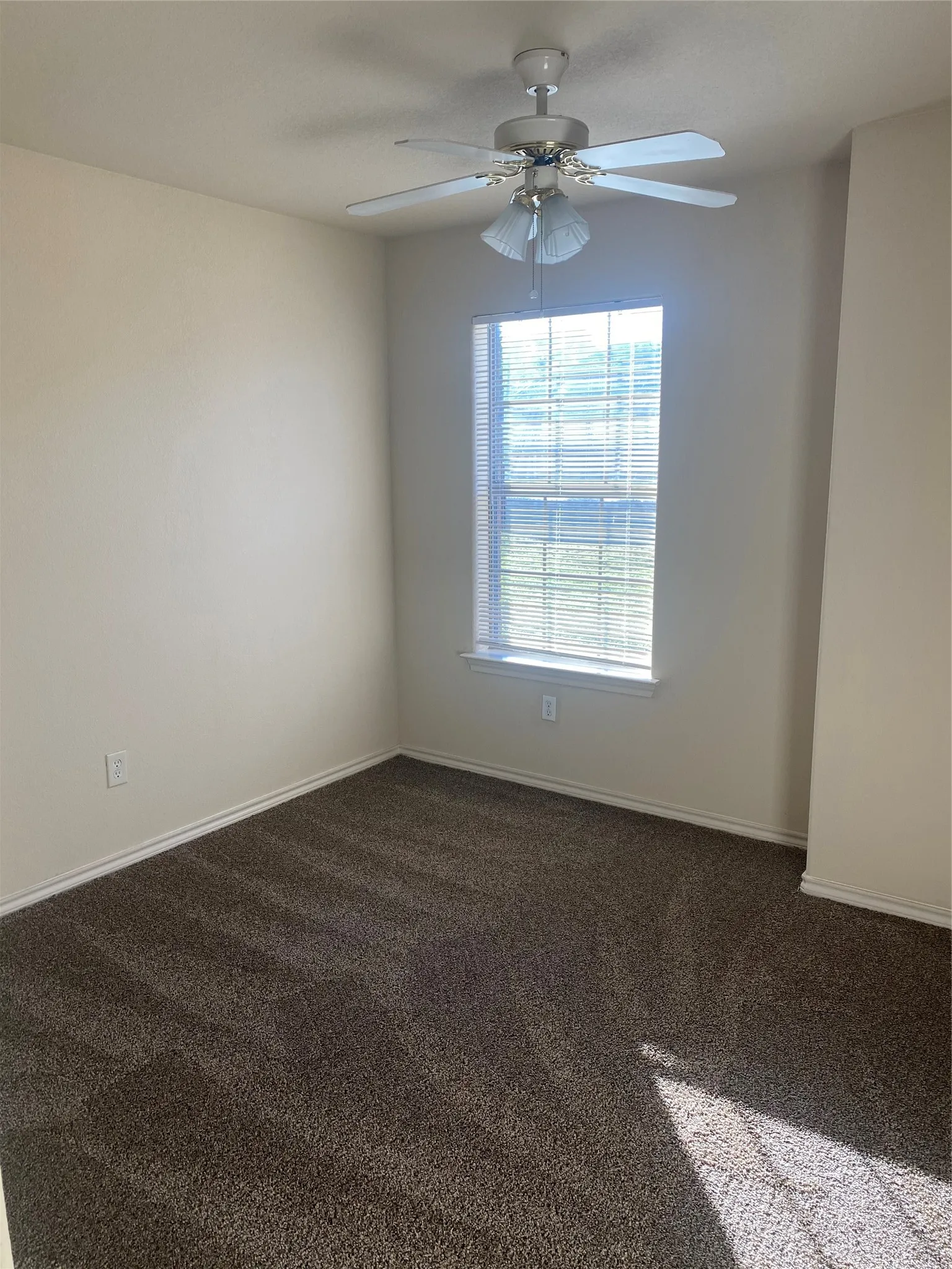 Quadruplex For Sale in Parker County , 121-127 Sunburst Court, Weatherford, Texas 76087, 12 Bedrooms, 8 Bathrooms, Garage spaces, 0 Sqft, built in 2009, Price $760,000, mls#21300246, Real Estate Agent in Weatherford, Homes For Sale in Parker county, Homes For Sale in Weatherford, Realtor in Weatherford Texas, Real Estate Brokerage Independent Realty Texas, Luminita Cordes Realtor