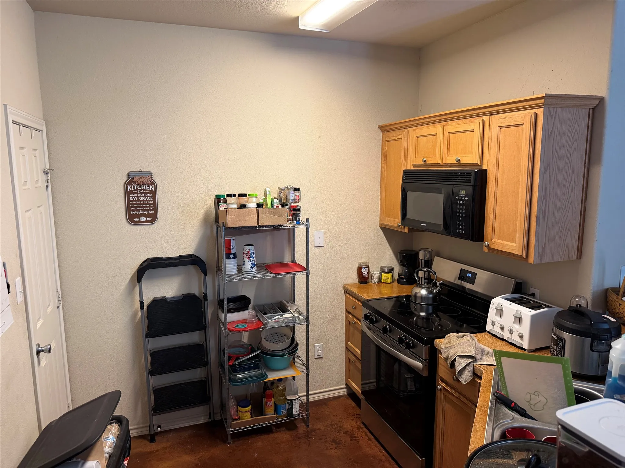 Quadruplex For Sale in Parker County , 121-127 Sunburst Court, Weatherford, Texas 76087, 12 Bedrooms, 8 Bathrooms, Garage spaces, 0 Sqft, built in 2009, Price $760,000, mls#21300246, Real Estate Agent in Weatherford, Homes For Sale in Parker county, Homes For Sale in Weatherford, Realtor in Weatherford Texas, Real Estate Brokerage Independent Realty Texas, Luminita Cordes Realtor