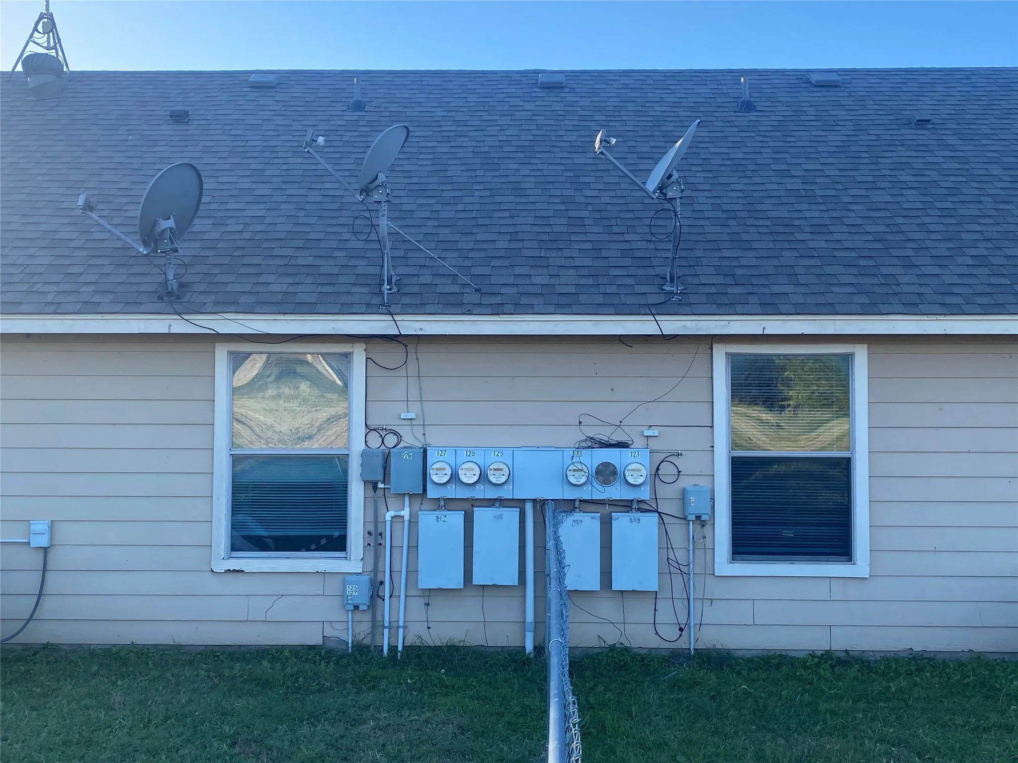 Quadruplex For Sale in Parker County , 121-127 Sunburst Court, Weatherford, Texas 76087, 12 Bedrooms, 8 Bathrooms, Garage spaces, 0 Sqft, built in 2009, Price $760,000, mls#21300246, Real Estate Agent in Weatherford, Homes For Sale in Parker county, Homes For Sale in Weatherford, Realtor in Weatherford Texas, Real Estate Brokerage Independent Realty Texas, Luminita Cordes Realtor