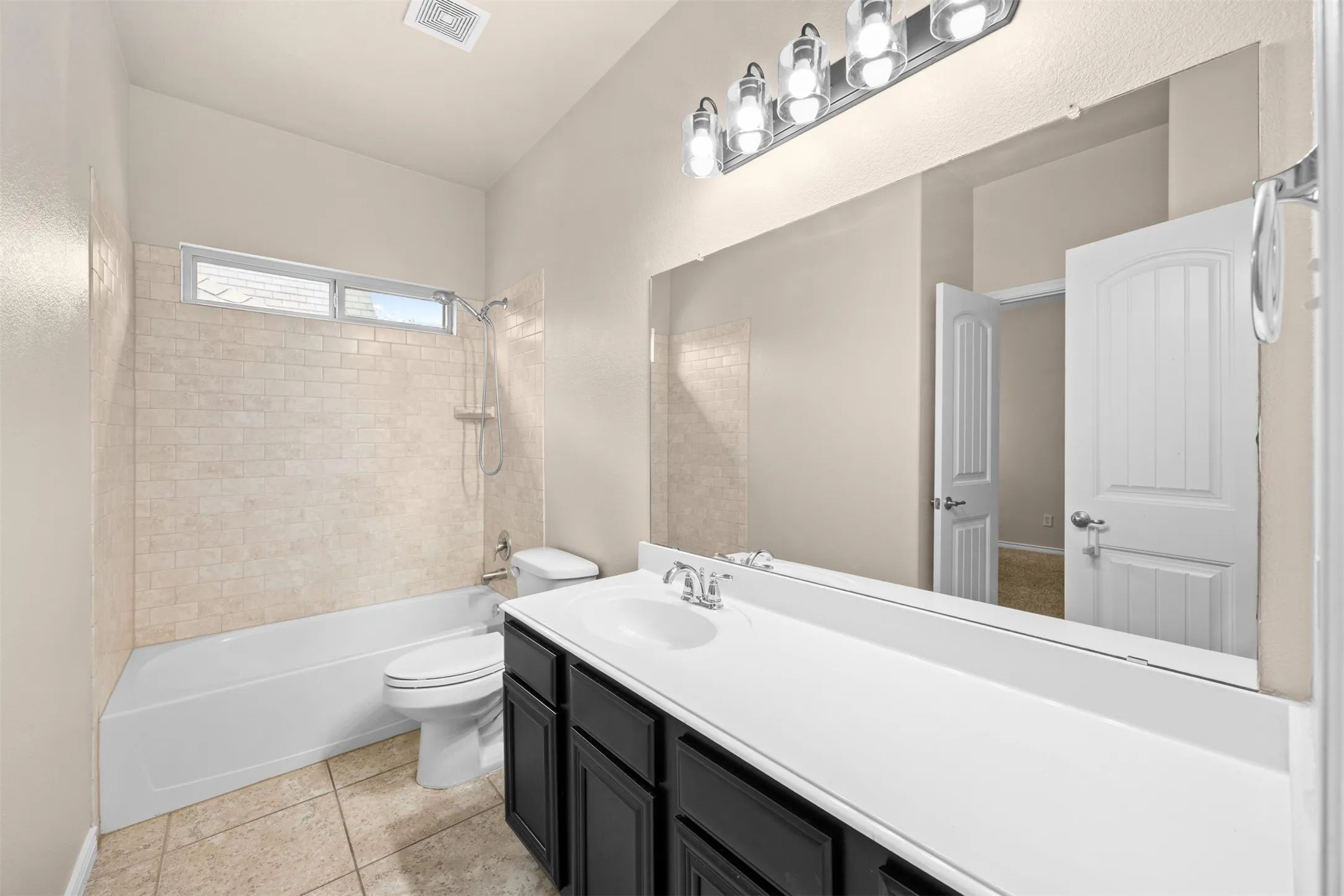 Townhouse For Sale in Collin County , 5621 Cojimar Drive, Mc Kinney, Texas 75070, 2 Bedroom, 3 Bathroom, 2 Garage spaces, 1,498 Sqft, built in 2013, Price $365,000, mls#21278196, Real Estate Agent in Mc Kinney, Homes For Sale in Collin county, Homes For Sale in Mc Kinney, Realtor in Mc Kinney Texas, Real Estate Brokerage Independent Realty Texas, Luminita Cordes Realtor