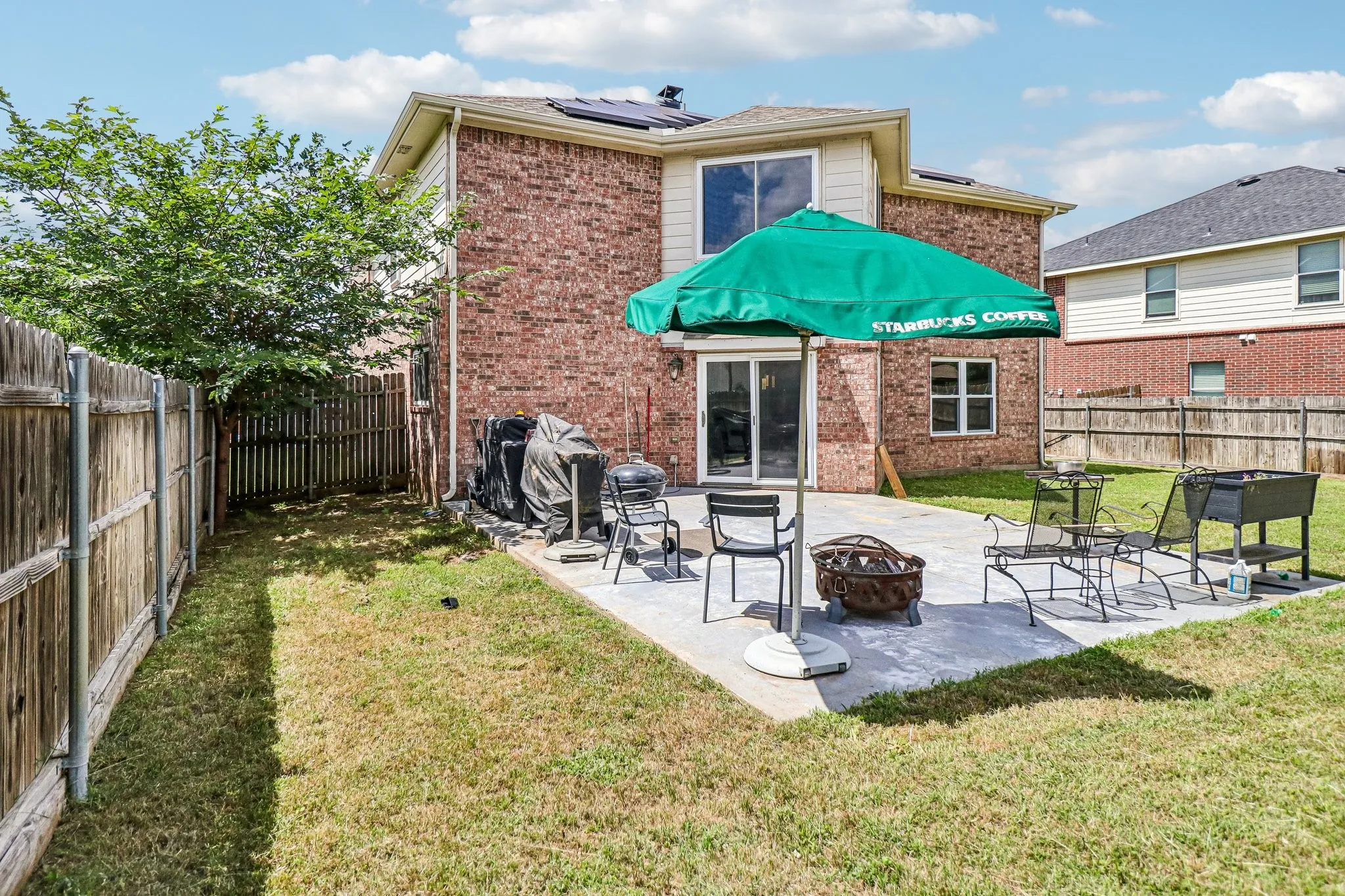 Single Family Residence For Sale in Tarrant County , 704 Partridge Drive, Saginaw, Texas 76131, 5 Bedroom, 4 Bathroom, 3 Garage spaces, 2,766 Sqft, built in 2006, mls#21299497, Real Estate Agent in Saginaw, Homes For Sale in Tarrant county, Homes For Sale in Saginaw, Realtor in Saginaw Texas, Real Estate Brokerage Independent Realty Texas, Luminita Cordes Realtor