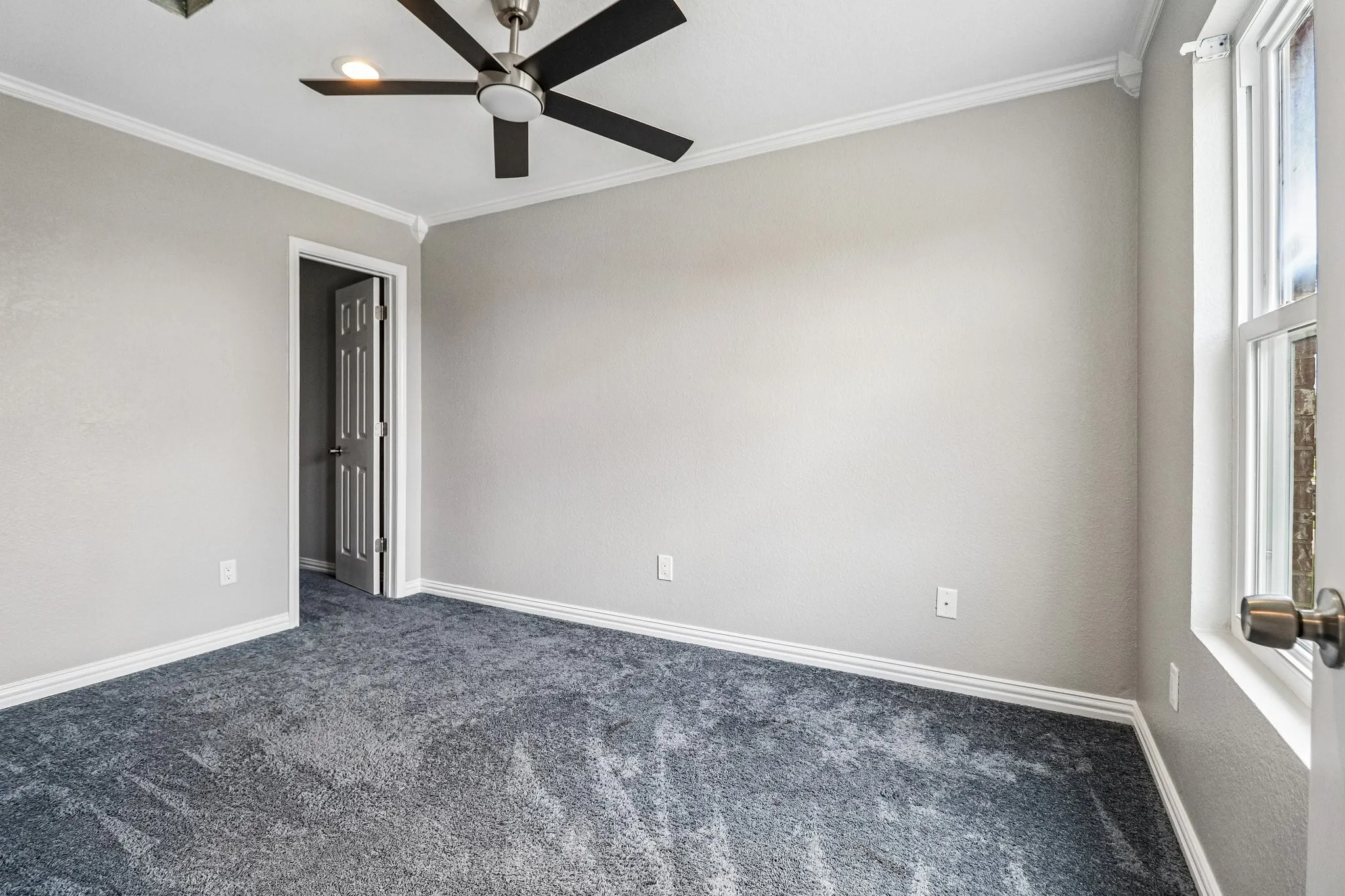 Single Family Residence For Sale in Tarrant County , 704 Partridge Drive, Saginaw, Texas 76131, 5 Bedroom, 4 Bathroom, 3 Garage spaces, 2,766 Sqft, built in 2006, mls#21299497, Real Estate Agent in Saginaw, Homes For Sale in Tarrant county, Homes For Sale in Saginaw, Realtor in Saginaw Texas, Real Estate Brokerage Independent Realty Texas, Luminita Cordes Realtor
