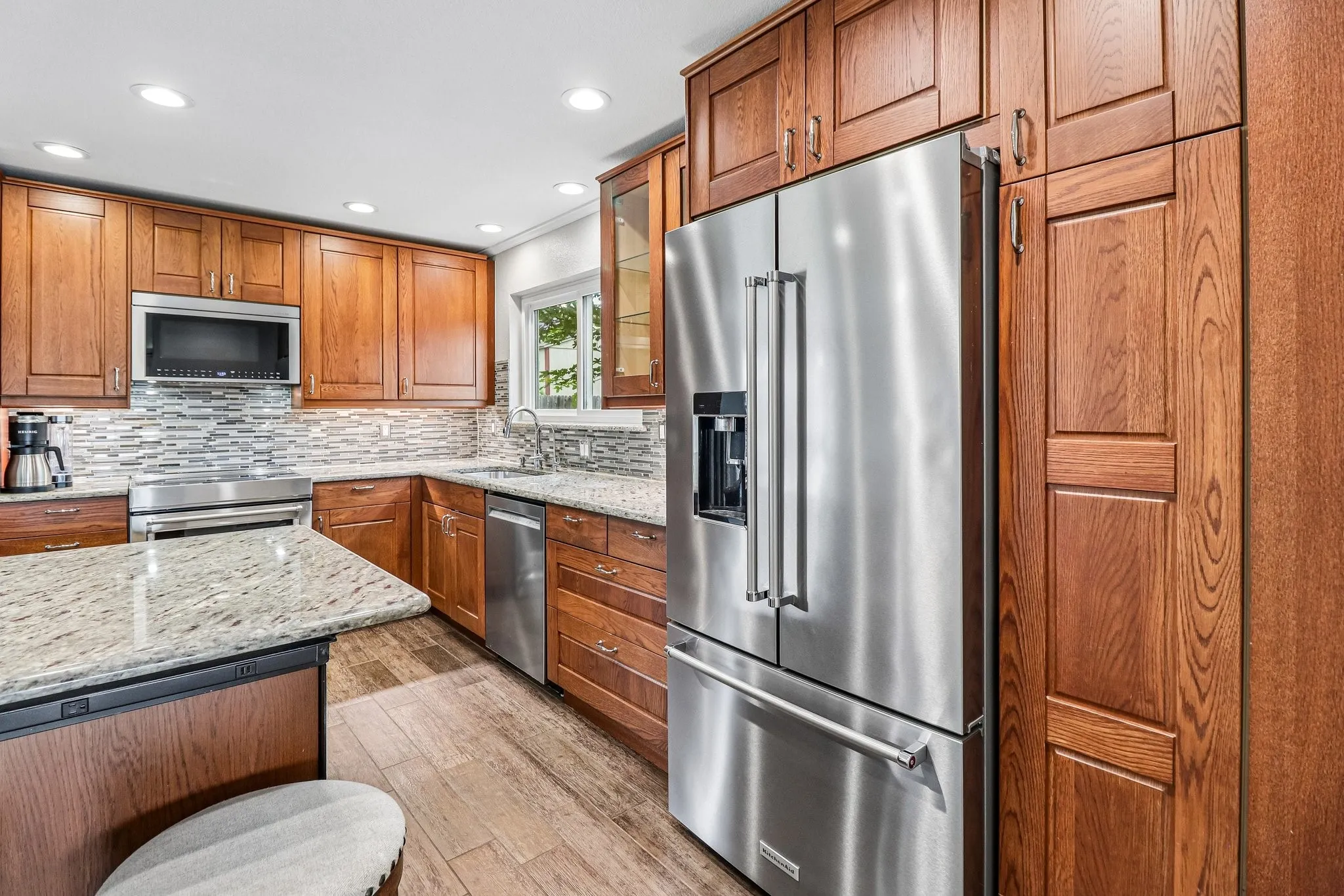 Single Family Residence For Sale in Tarrant County , 704 Partridge Drive, Saginaw, Texas 76131, 5 Bedroom, 4 Bathroom, 3 Garage spaces, 2,766 Sqft, built in 2006, mls#21299497, Real Estate Agent in Saginaw, Homes For Sale in Tarrant county, Homes For Sale in Saginaw, Realtor in Saginaw Texas, Real Estate Brokerage Independent Realty Texas, Luminita Cordes Realtor