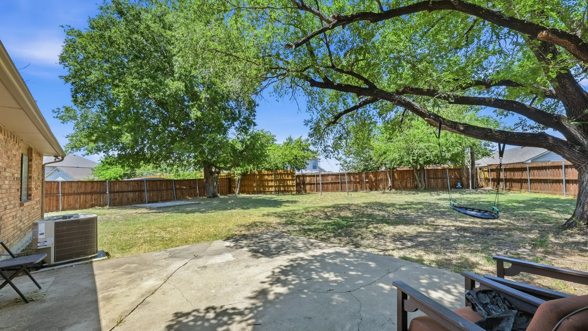 Single Family Residence For Sale in Tarrant County , 5821 Maiden Lane, Fort Worth, Texas 76131, 3 Bedroom, 2 Bathroom, 2 Garage spaces, 1,430 Sqft, built in 1979, mls#21300248, Real Estate Agent in Fort Worth, Homes For Sale in Tarrant county, Homes For Sale in Fort Worth, Realtor in Fort Worth Texas, Real Estate Brokerage Independent Realty Texas, Luminita Cordes Realtor