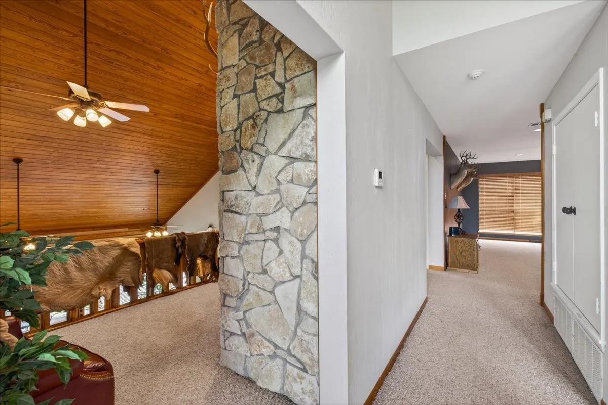Farm For Sale in Henderson County , 906 Valle Vista Drive, Athens, Texas 75751, 4 Bedrooms, 5 Bathrooms, Garage spaces, 4,728 Sqft, built in 1986, Price $1,295,000, mls#21296747, Real Estate Agent in Athens, Homes For Sale in Henderson county, Homes For Sale in Athens, Realtor in Athens Texas, Real Estate Brokerage Independent Realty Texas, Luminita Cordes Realtor