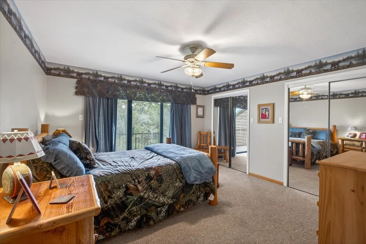 Farm For Sale in Henderson County , 906 Valle Vista Drive, Athens, Texas 75751, 4 Bedrooms, 5 Bathrooms, Garage spaces, 4,728 Sqft, built in 1986, Price $1,295,000, mls#21296747, Real Estate Agent in Athens, Homes For Sale in Henderson county, Homes For Sale in Athens, Realtor in Athens Texas, Real Estate Brokerage Independent Realty Texas, Luminita Cordes Realtor