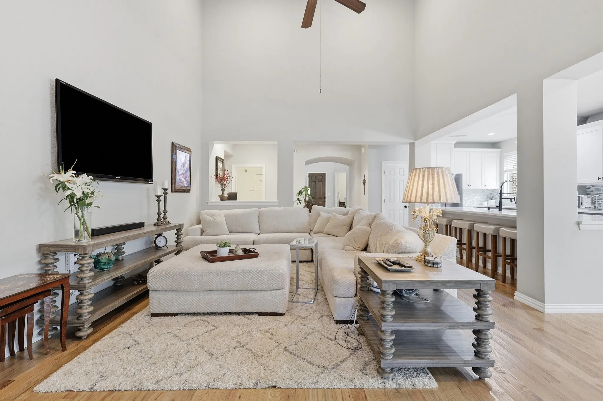 Single Family Residence For Sale in Denton County , 8313 Primrose Trail, Lantana, Texas 76226, 4 Bedroom, 4 Bathroom, 2 Garage spaces, 3,369 Sqft, built in 2013, mls#21289074, Real Estate Agent in Lantana, Homes For Sale in Denton county, Homes For Sale in Lantana, Realtor in Lantana Texas, Real Estate Brokerage Independent Realty Texas, Luminita Cordes Realtor