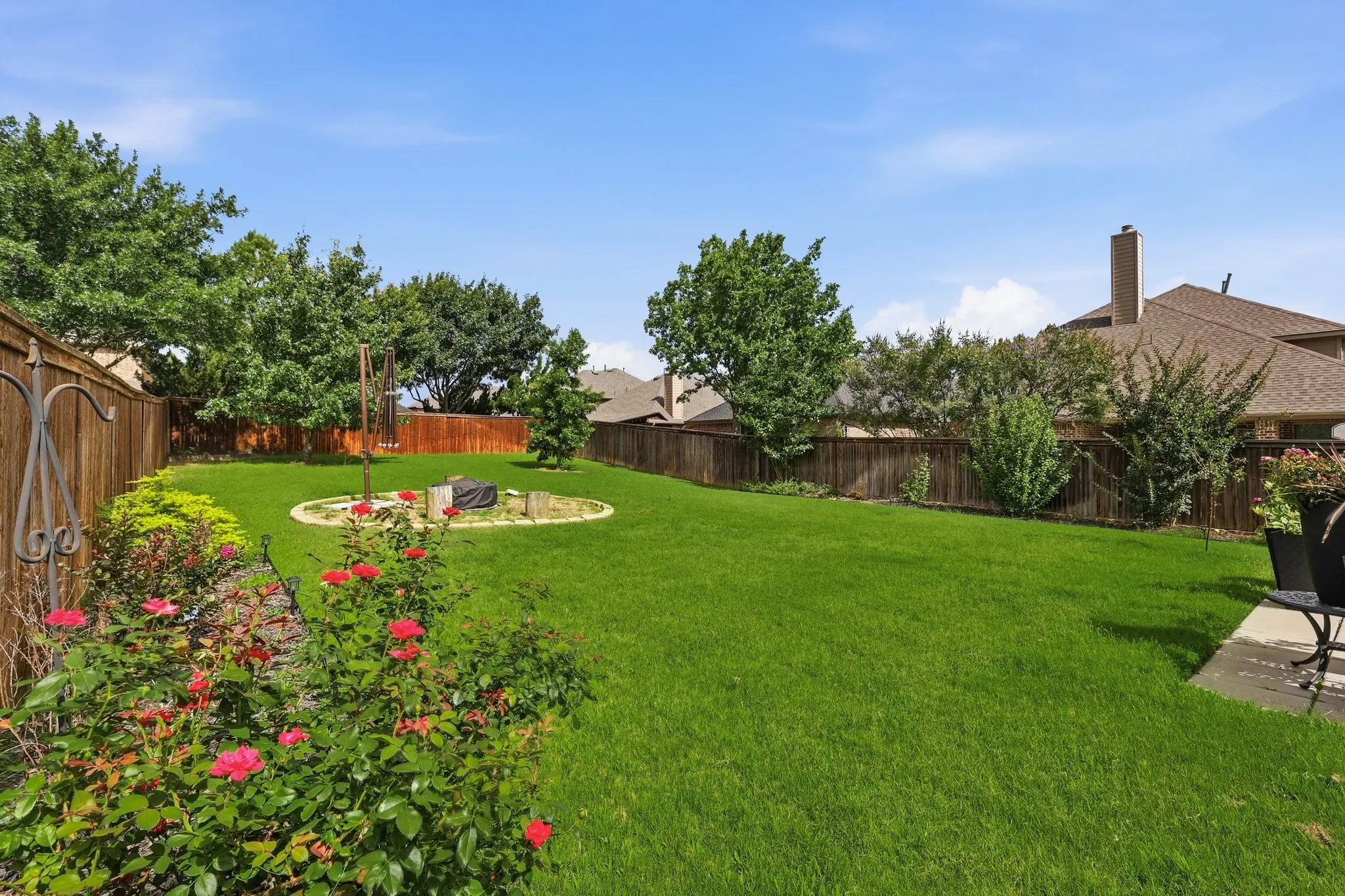 Single Family Residence For Sale in Denton County , 8313 Primrose Trail, Lantana, Texas 76226, 4 Bedroom, 4 Bathroom, 2 Garage spaces, 3,369 Sqft, built in 2013, mls#21289074, Real Estate Agent in Lantana, Homes For Sale in Denton county, Homes For Sale in Lantana, Realtor in Lantana Texas, Real Estate Brokerage Independent Realty Texas, Luminita Cordes Realtor