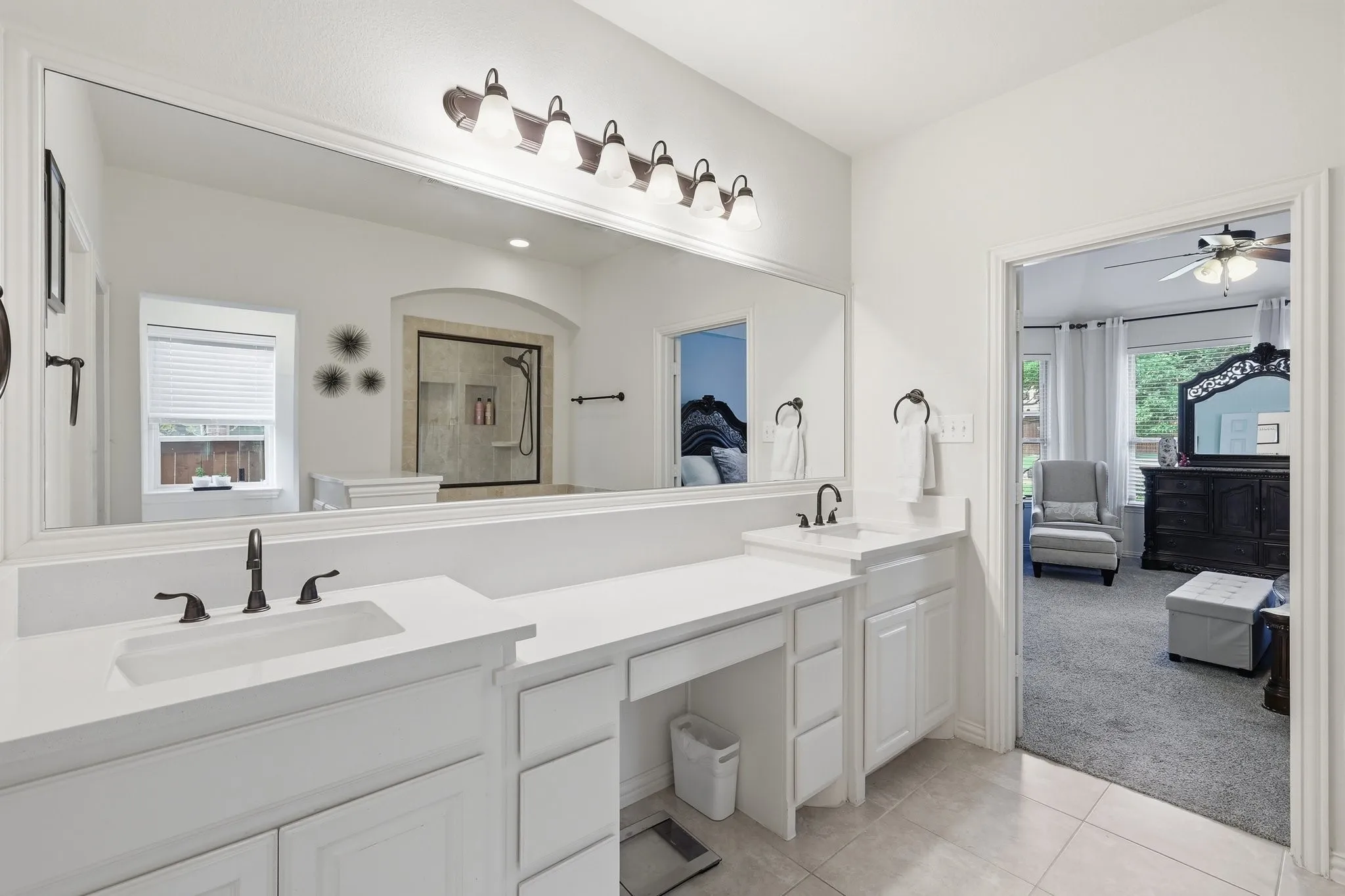 Single Family Residence For Sale in Denton County , 8313 Primrose Trail, Lantana, Texas 76226, 4 Bedroom, 4 Bathroom, 2 Garage spaces, 3,369 Sqft, built in 2013, mls#21289074, Real Estate Agent in Lantana, Homes For Sale in Denton county, Homes For Sale in Lantana, Realtor in Lantana Texas, Real Estate Brokerage Independent Realty Texas, Luminita Cordes Realtor
