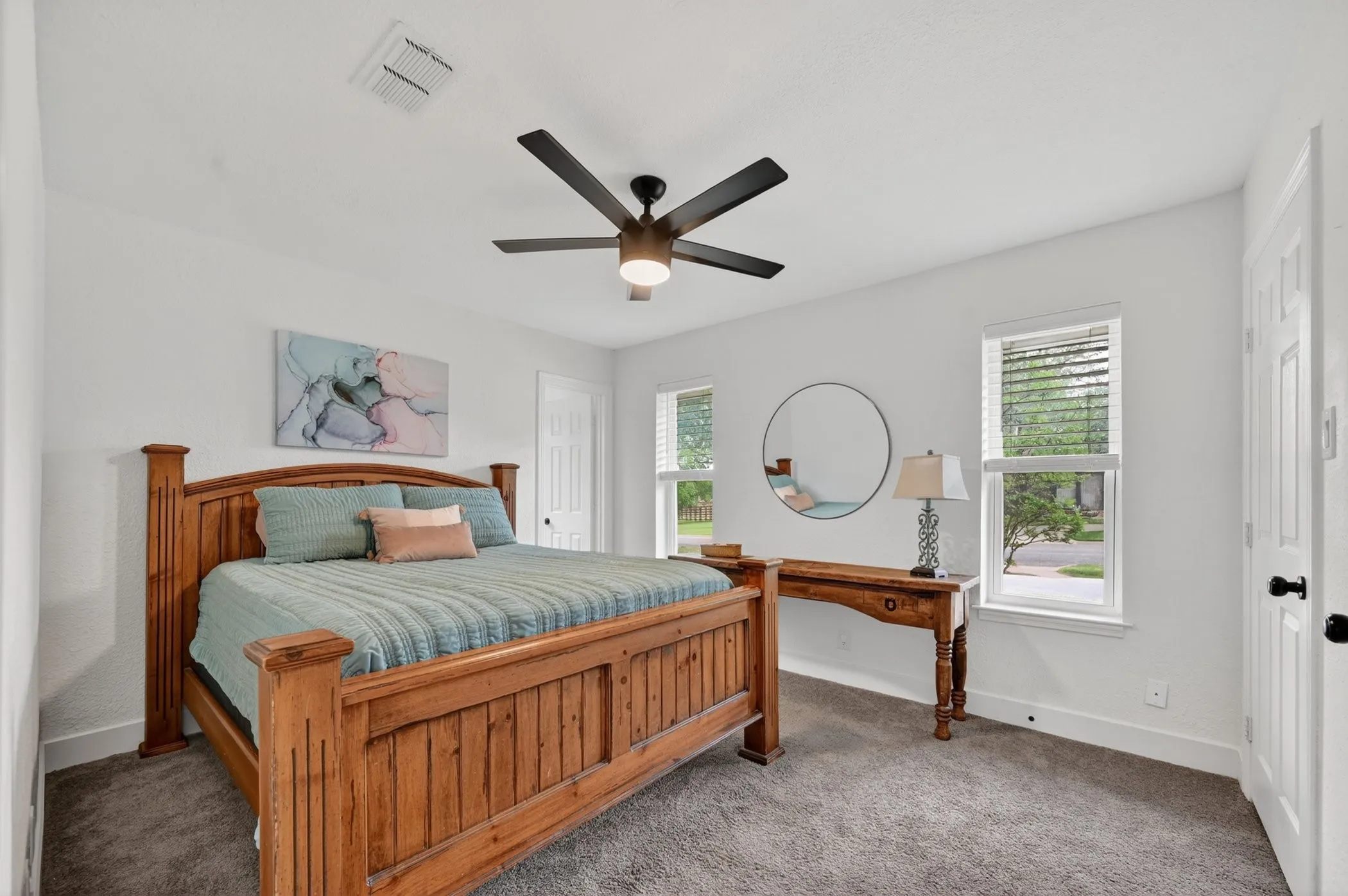 Single Family Residence For Sale in Grayson County , 2208 Turtle Creek Drive, Sherman, Texas 75092, 5 Bedroom, 4 Bathroom, 2 Garage spaces, 3,002 Sqft, built in 1981, mls#21280427, Real Estate Agent in Sherman, Homes For Sale in Grayson county, Homes For Sale in Sherman, Realtor in Sherman Texas, Real Estate Brokerage Independent Realty Texas, Luminita Cordes Realtor