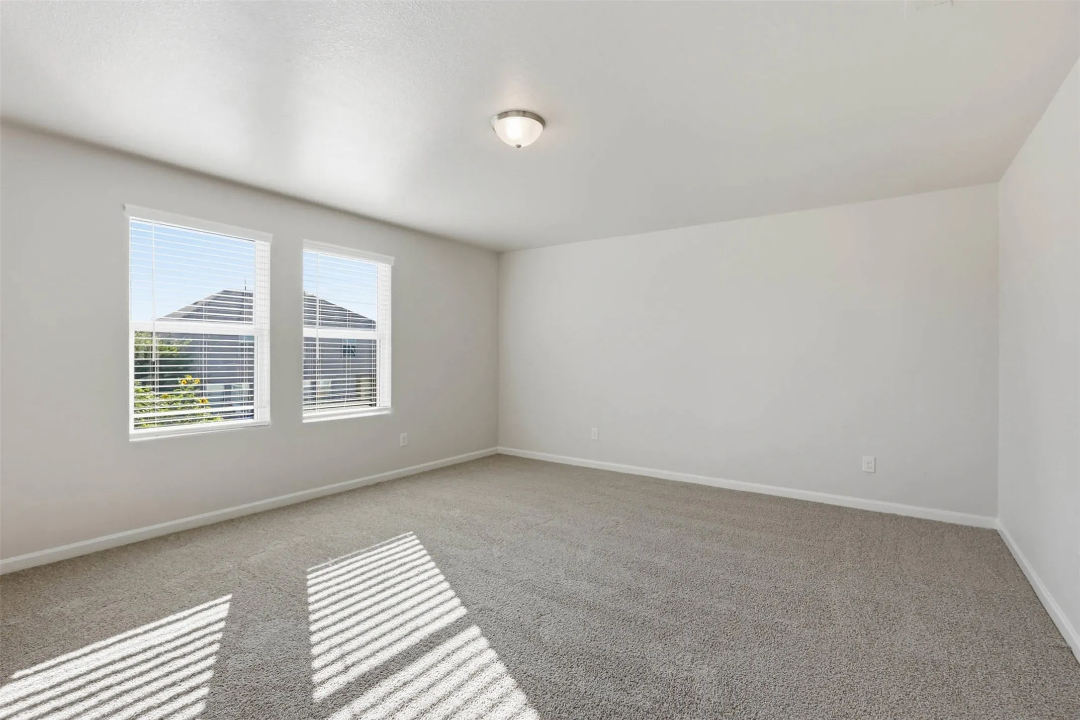 Single Family Residence For Sale in Tarrant County , 453 Canoe Way, Crowley, Texas 76036, 4 Bedroom, 3 Bathroom, 2 Garage spaces, 2,406 Sqft, built in 2020, mls#21292952, Real Estate Agent in Crowley, Homes For Sale in Tarrant county, Homes For Sale in Crowley, Realtor in Crowley Texas, Real Estate Brokerage Independent Realty Texas, Luminita Cordes Realtor