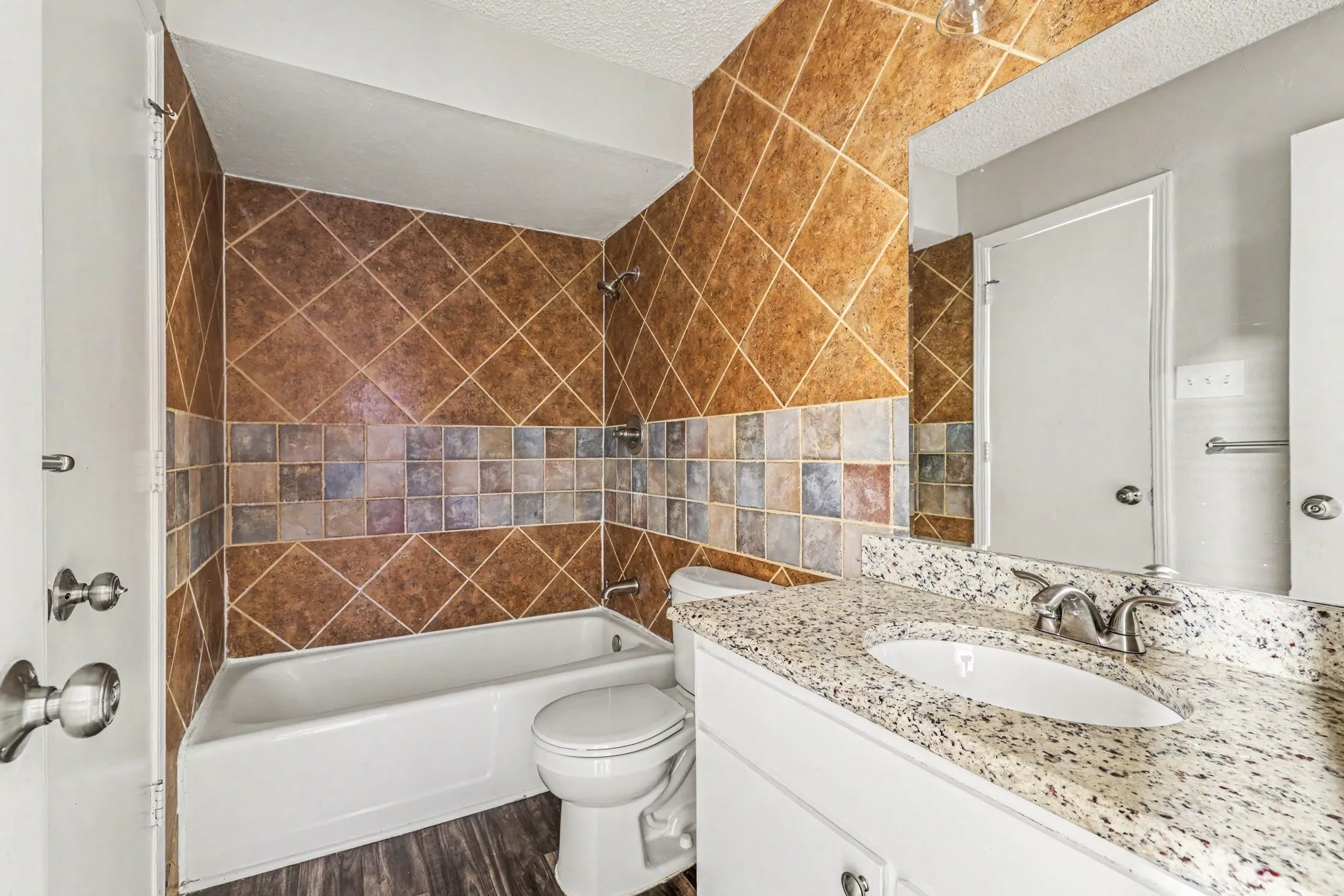 Hall bath #2