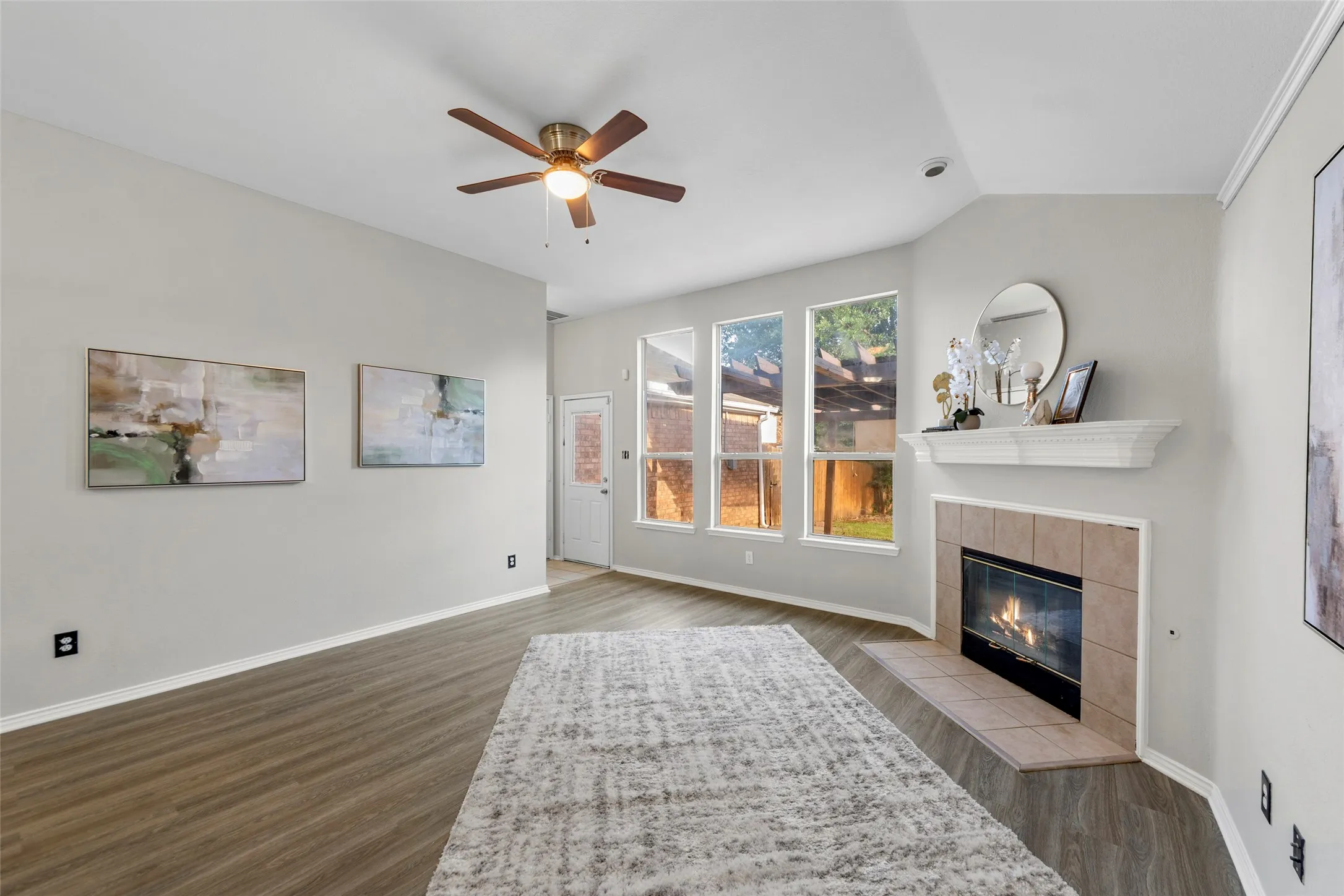 Single Family Residence For Sale in Collin County , 5813 Blue Spruce Lane, Mc Kinney, Texas 75070, 4 Bedroom, 2 Bathroom, 2 Garage spaces, 1,797 Sqft, built in 2000, mls#21299625, Real Estate Agent in Mc Kinney, Homes For Sale in Collin county, Homes For Sale in Mc Kinney, Realtor in Mc Kinney Texas, Real Estate Brokerage Independent Realty Texas, Luminita Cordes Realtor