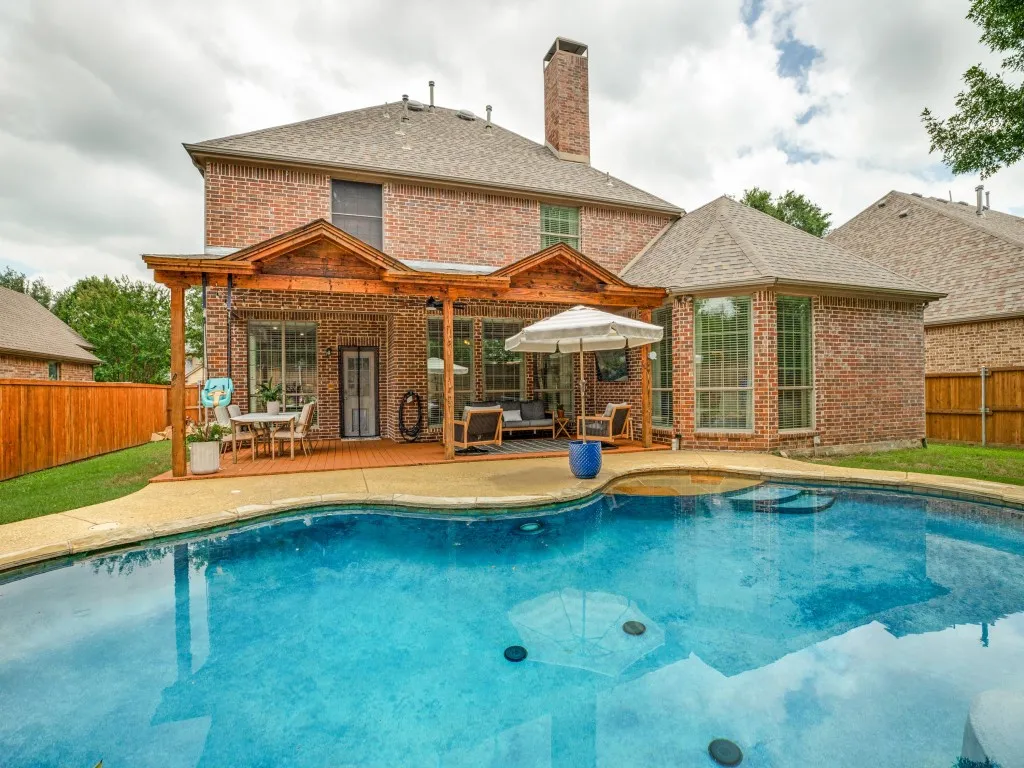 Single Family Residence For Sale in Collin County , 1001 Thornapple Drive, Mc Kinney, Texas 75071, 4 Bedroom, 4 Bathroom, 3 Garage spaces, 3,500 Sqft, built in 2005, mls#21300115, Real Estate Agent in Mc Kinney, Homes For Sale in Collin county, Homes For Sale in Mc Kinney, Realtor in Mc Kinney Texas, Real Estate Brokerage Independent Realty Texas, Luminita Cordes Realtor