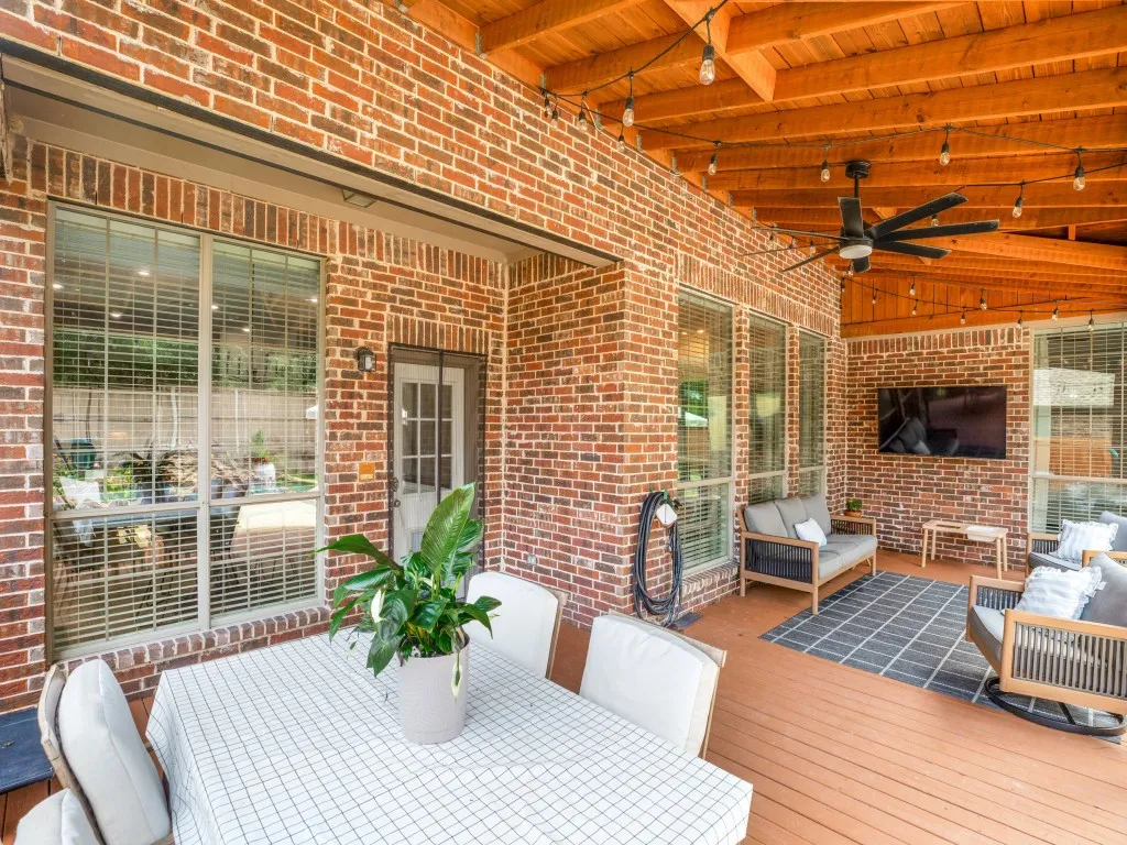 Single Family Residence For Sale in Collin County , 1001 Thornapple Drive, Mc Kinney, Texas 75071, 4 Bedroom, 4 Bathroom, 3 Garage spaces, 3,500 Sqft, built in 2005, mls#21300115, Real Estate Agent in Mc Kinney, Homes For Sale in Collin county, Homes For Sale in Mc Kinney, Realtor in Mc Kinney Texas, Real Estate Brokerage Independent Realty Texas, Luminita Cordes Realtor