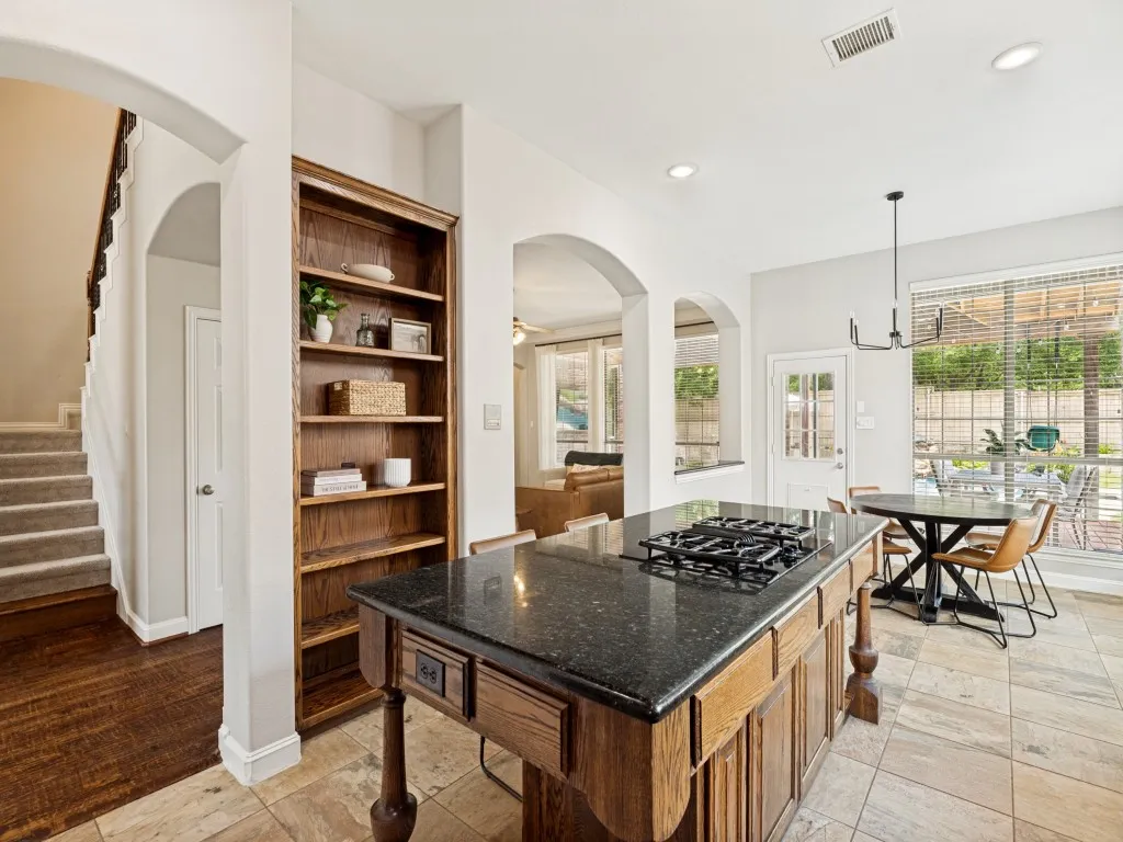 Single Family Residence For Sale in Collin County , 1001 Thornapple Drive, Mc Kinney, Texas 75071, 4 Bedroom, 4 Bathroom, 3 Garage spaces, 3,500 Sqft, built in 2005, mls#21300115, Real Estate Agent in Mc Kinney, Homes For Sale in Collin county, Homes For Sale in Mc Kinney, Realtor in Mc Kinney Texas, Real Estate Brokerage Independent Realty Texas, Luminita Cordes Realtor