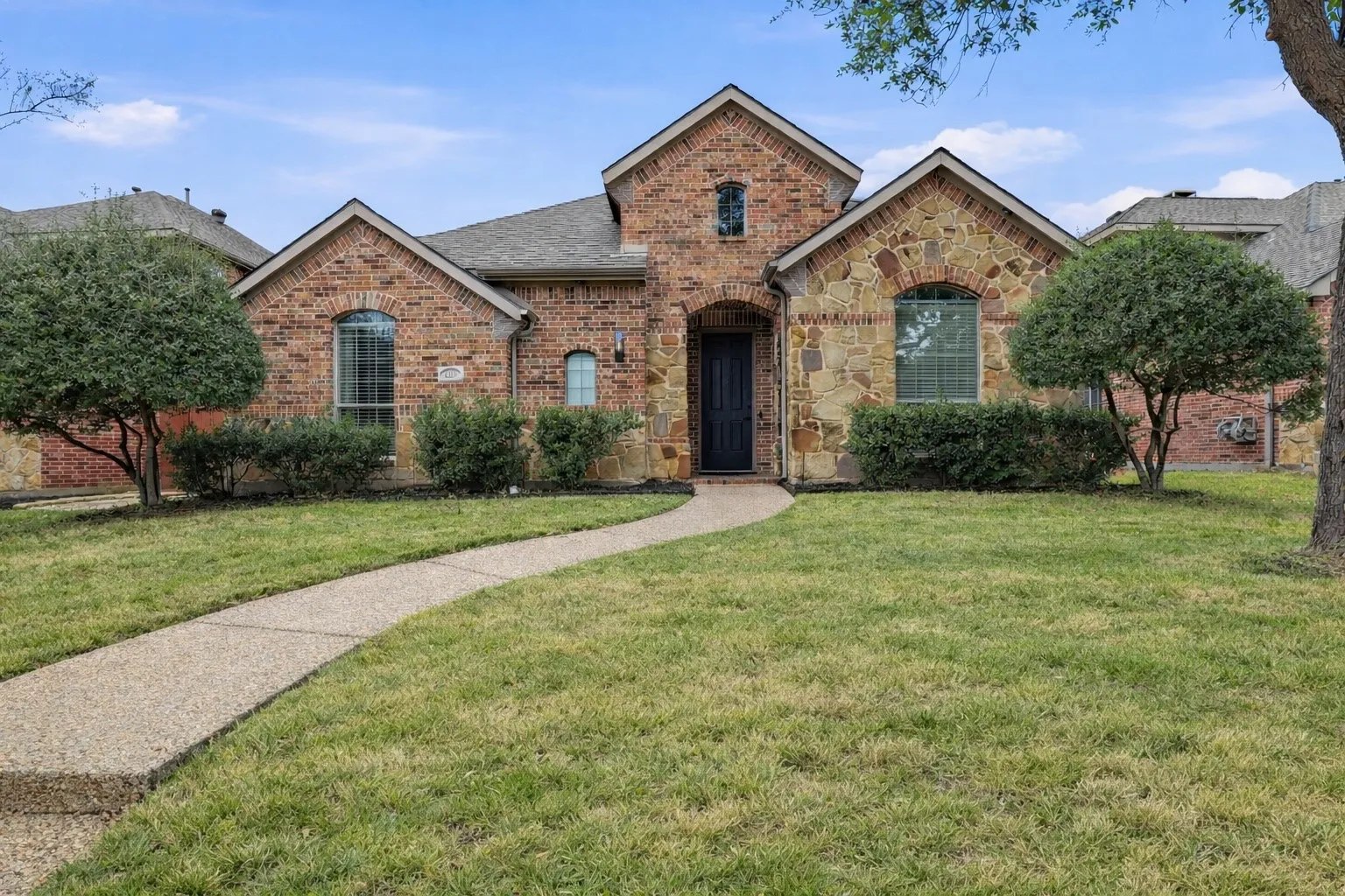 Single Family Residence For Rent in Collin County , 12173 BETHEL Drive, Frisco, Texas 75033, 4 Bedrooms, 3 Bathrooms, 2 Garage spaces, 2,919 Sqft, built in 2006, Price $5,500, mls#21300294, Real Estate Agent in Frisco, Homes For Rent in Collin county, Homes For Rent in Frisco, Realtor in Frisco Texas, Real Estate Brokerage Independent Realty Texas, Luminita Cordes Realtor