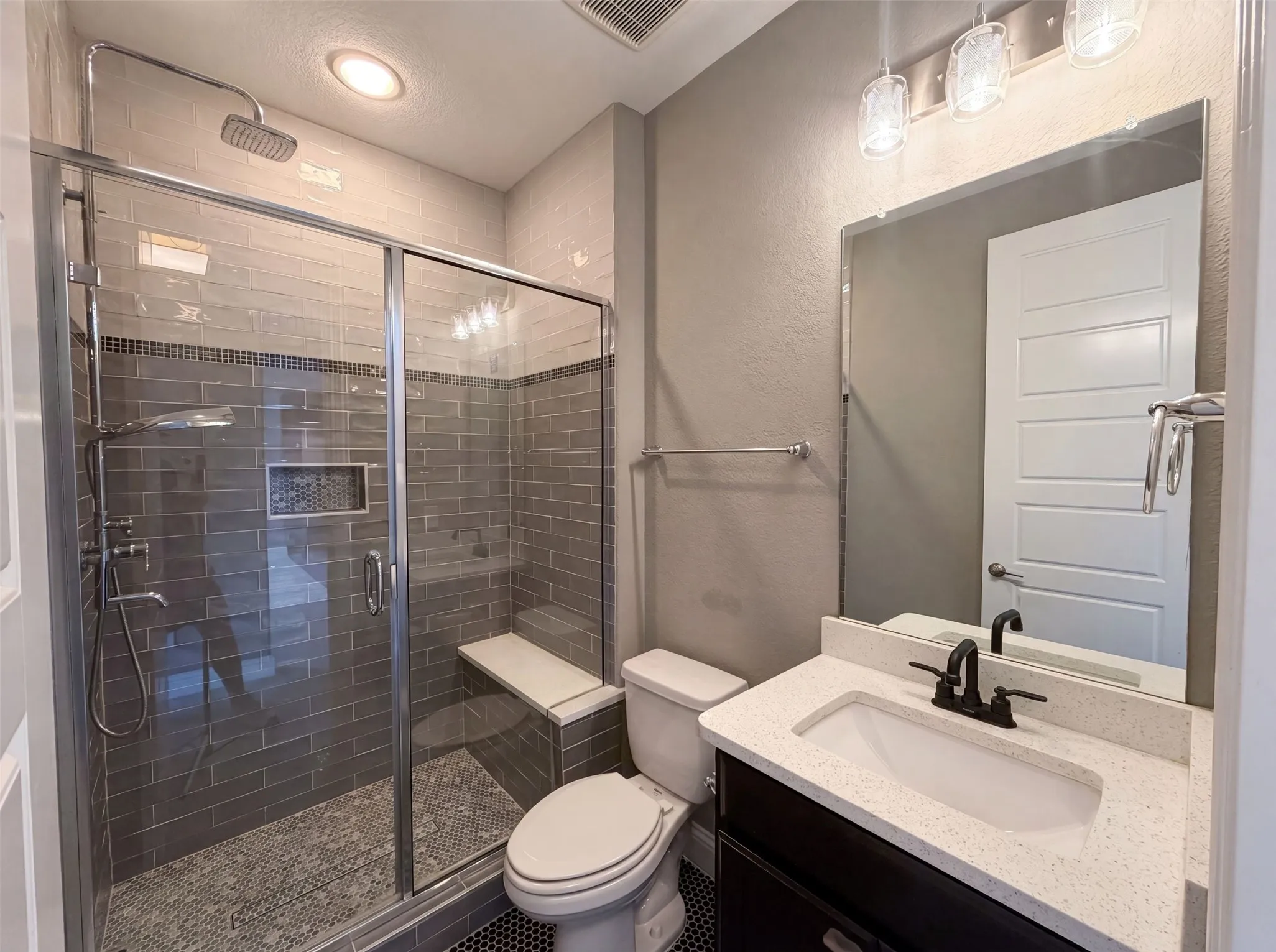 Single Family Residence For Sale in Dallas County , 7221 Durand Drive, Irving, Texas 75063, 6 Bedroom, 4 Bathroom, 2 Garage spaces, 5,125 Sqft, built in 2016, mls#21300307, Real Estate Agent in Irving, Homes For Sale in Dallas county, Homes For Sale in Irving, Realtor in Irving Texas, Real Estate Brokerage Independent Realty Texas, Luminita Cordes Realtor