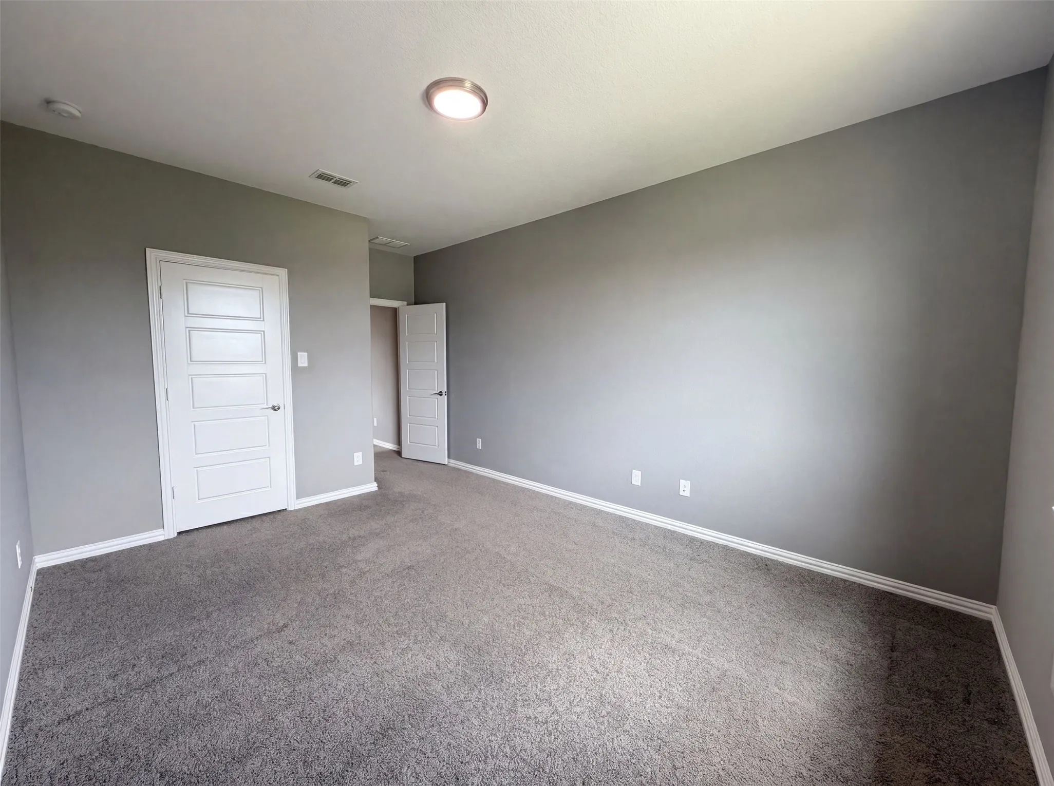 Single Family Residence For Sale in Dallas County , 7221 Durand Drive, Irving, Texas 75063, 6 Bedroom, 4 Bathroom, 2 Garage spaces, 5,125 Sqft, built in 2016, mls#21300307, Real Estate Agent in Irving, Homes For Sale in Dallas county, Homes For Sale in Irving, Realtor in Irving Texas, Real Estate Brokerage Independent Realty Texas, Luminita Cordes Realtor