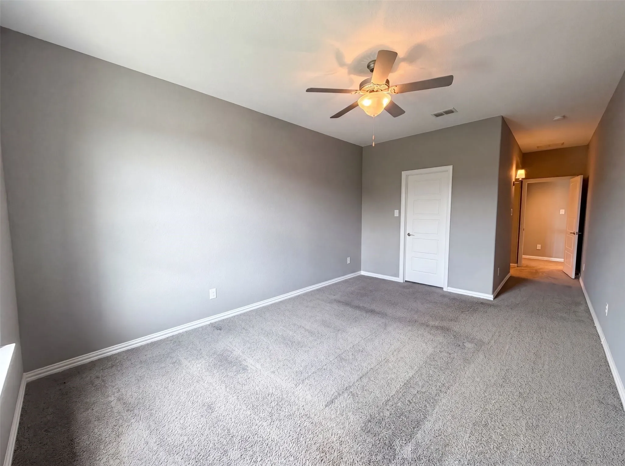 Single Family Residence For Sale in Dallas County , 7221 Durand Drive, Irving, Texas 75063, 6 Bedroom, 4 Bathroom, 2 Garage spaces, 5,125 Sqft, built in 2016, mls#21300307, Real Estate Agent in Irving, Homes For Sale in Dallas county, Homes For Sale in Irving, Realtor in Irving Texas, Real Estate Brokerage Independent Realty Texas, Luminita Cordes Realtor