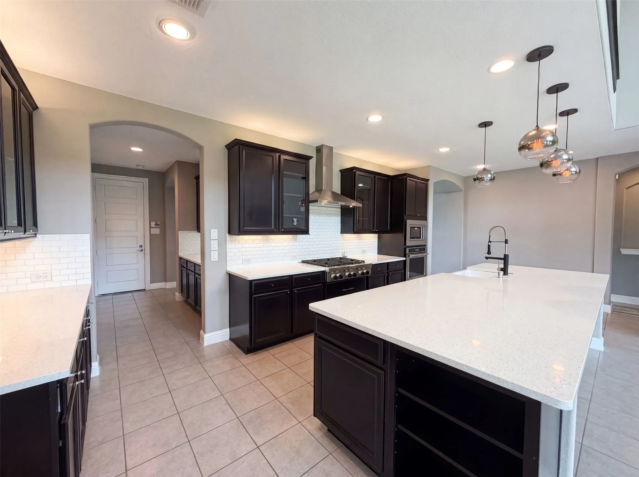 Single Family Residence For Sale in Dallas County , 7221 Durand Drive, Irving, Texas 75063, 6 Bedroom, 4 Bathroom, 2 Garage spaces, 5,125 Sqft, built in 2016, mls#21300307, Real Estate Agent in Irving, Homes For Sale in Dallas county, Homes For Sale in Irving, Realtor in Irving Texas, Real Estate Brokerage Independent Realty Texas, Luminita Cordes Realtor