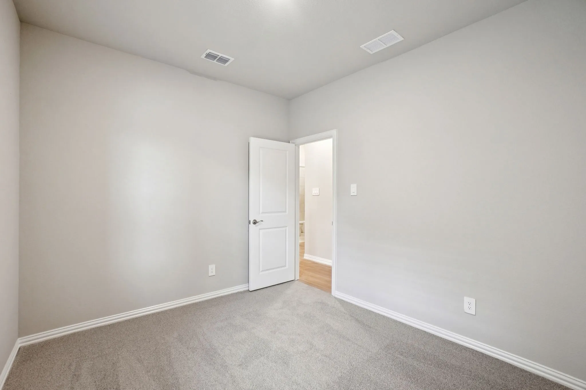 Photo is not of the actual home, but is an inspirational photo of builder’s model home and may depict options, furnishings, and/or decorator features that are not included.