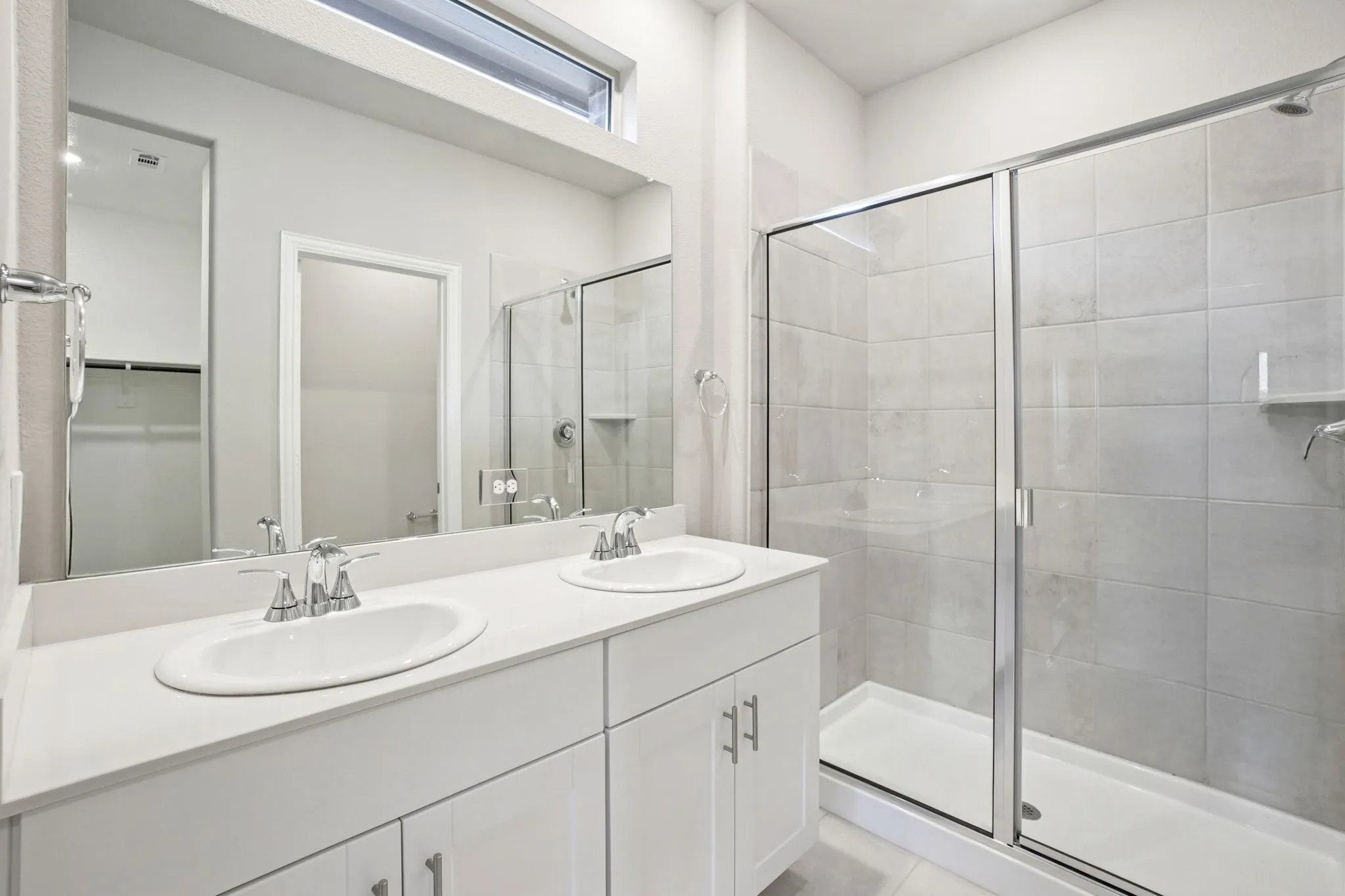 Photo is not of the actual home, but is an inspirational photo of builder’s model home and may depict options, furnishings, and/or decorator features that are not included.