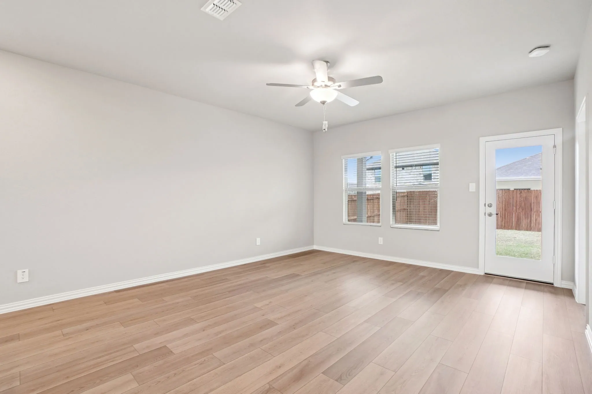 Photo is not of the actual home, but is an inspirational photo of builder’s model home and may depict options, furnishings, and/or decorator features that are not included.