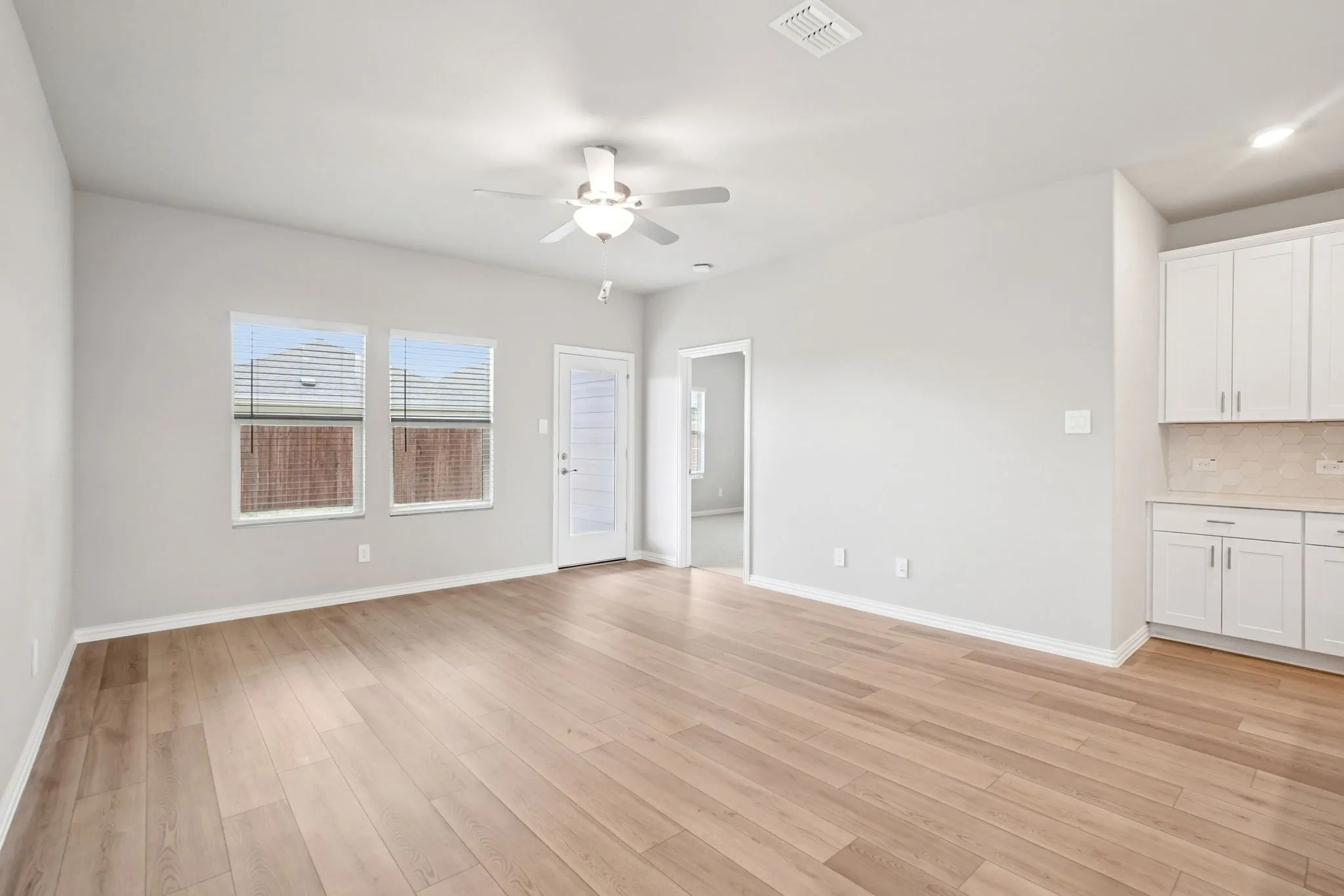 Photo is not of the actual home, but is an inspirational photo of builder’s model home and may depict options, furnishings, and/or decorator features that are not included.