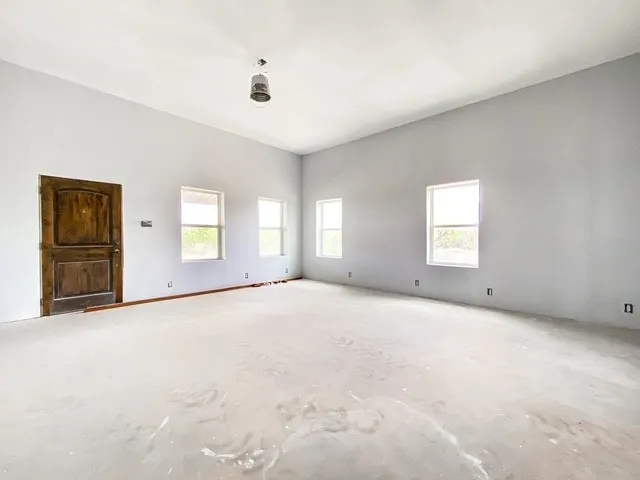 Farm For Sale in Jones County , 14867 County Road 407, Trent, Texas 79561, 5 Bedroom, 3 Bathroom, Garage spaces, 4,800 Sqft, built in 2021, mls#21290885, Real Estate Agent in Trent, Homes For Sale in Jones county, Homes For Sale in Trent, Realtor in Trent Texas, Real Estate Brokerage Independent Realty Texas, Luminita Cordes Realtor