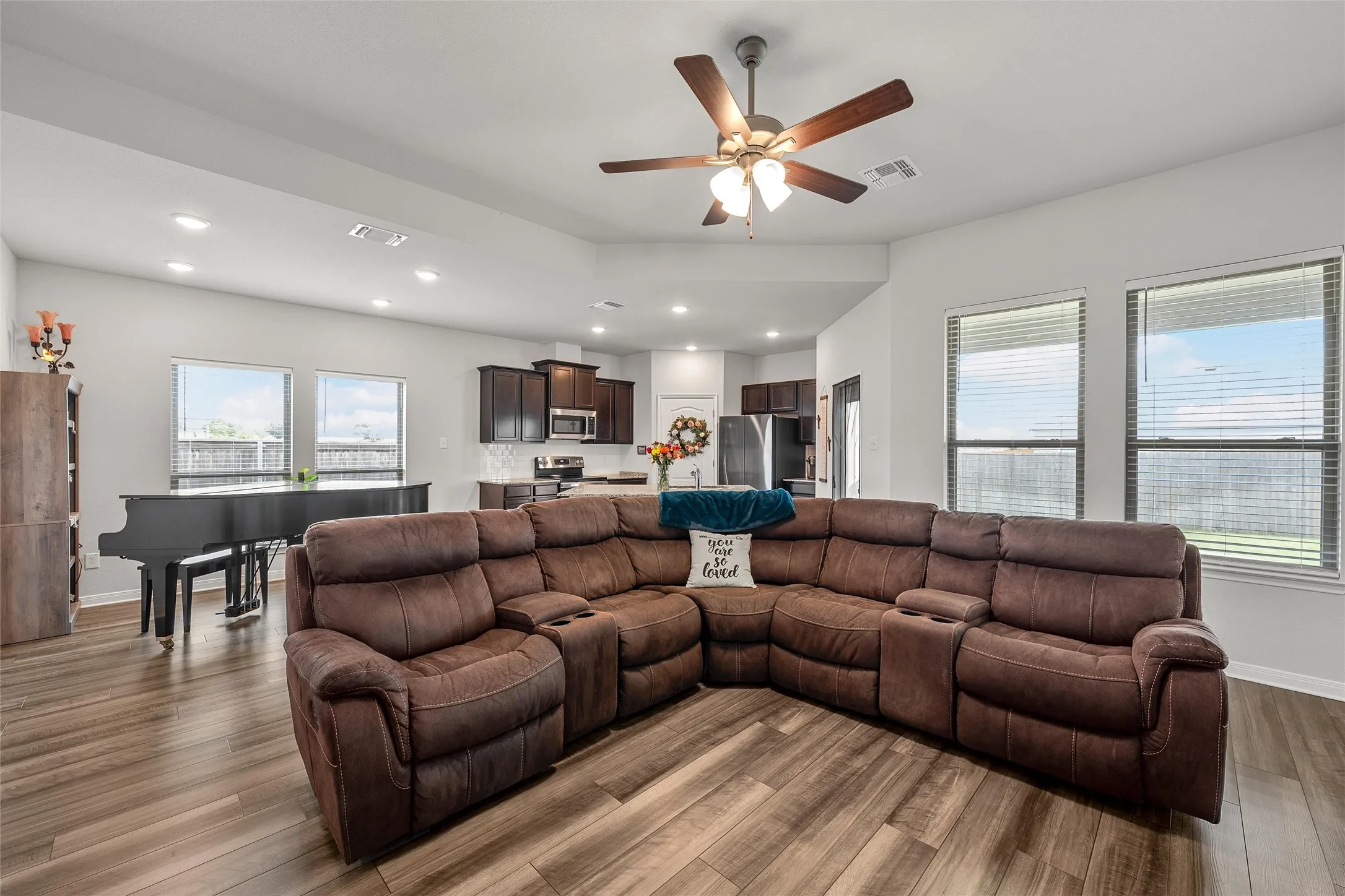 Single Family Residence For Sale in Mc Lennan County , 11100 Solar Street, Waco, Texas 76655, 4 Bedroom, 2 Bathroom, 2 Garage spaces, 1,659 Sqft, built in 2022, mls#21298729, Real Estate Agent in Waco, Homes For Sale in Mc Lennan county, Homes For Sale in Waco, Realtor in Waco Texas, Real Estate Brokerage Independent Realty Texas, Luminita Cordes Realtor