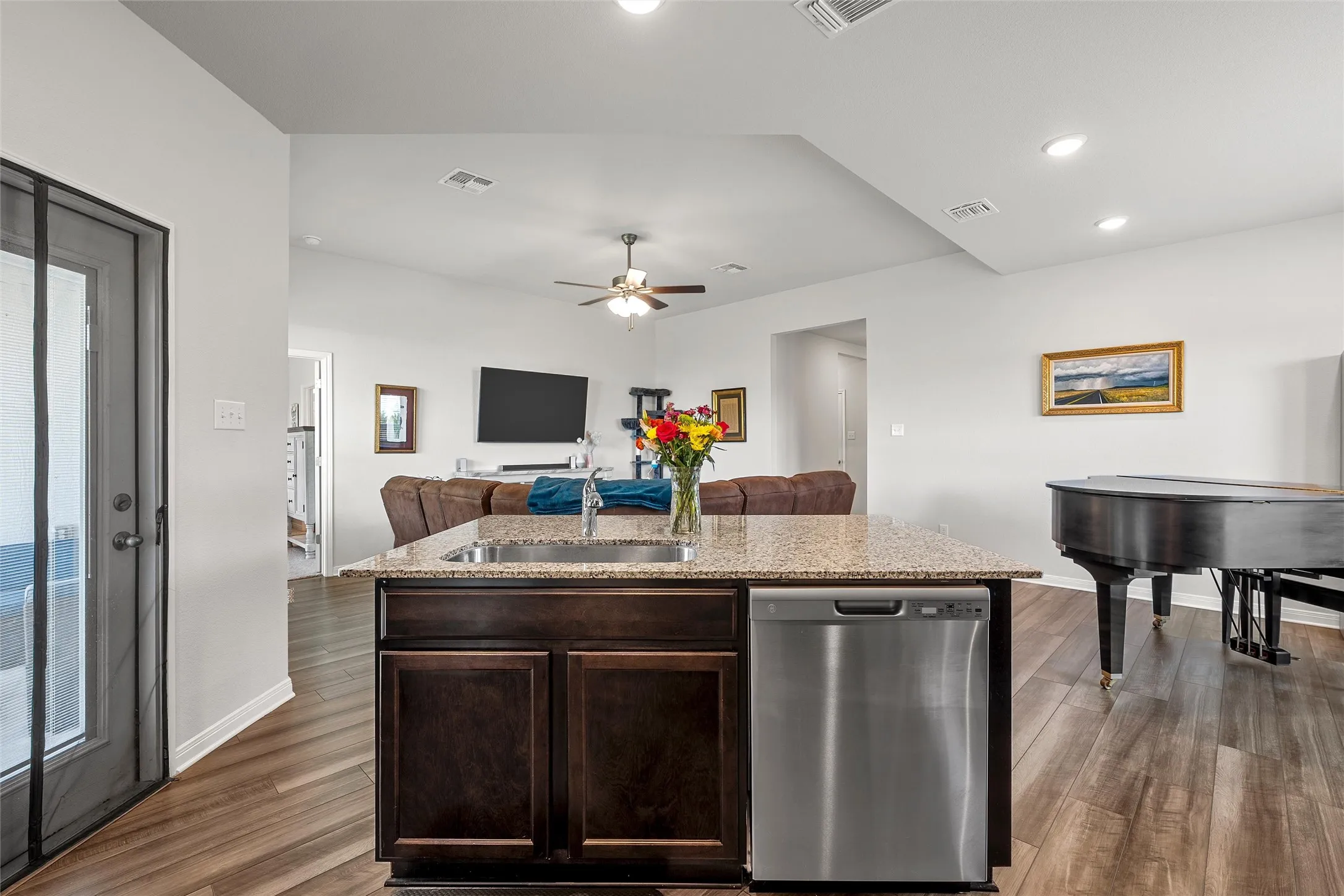 Single Family Residence For Sale in Mc Lennan County , 11100 Solar Street, Waco, Texas 76655, 4 Bedroom, 2 Bathroom, 2 Garage spaces, 1,659 Sqft, built in 2022, mls#21298729, Real Estate Agent in Waco, Homes For Sale in Mc Lennan county, Homes For Sale in Waco, Realtor in Waco Texas, Real Estate Brokerage Independent Realty Texas, Luminita Cordes Realtor