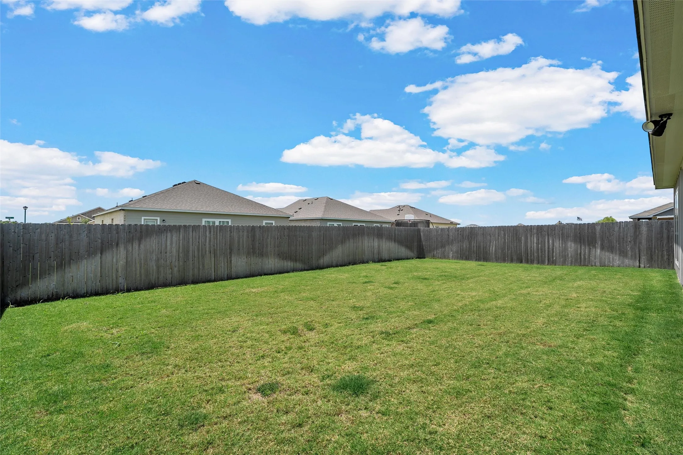 Single Family Residence For Sale in Mc Lennan County , 11100 Solar Street, Waco, Texas 76655, 4 Bedroom, 2 Bathroom, 2 Garage spaces, 1,659 Sqft, built in 2022, mls#21298729, Real Estate Agent in Waco, Homes For Sale in Mc Lennan county, Homes For Sale in Waco, Realtor in Waco Texas, Real Estate Brokerage Independent Realty Texas, Luminita Cordes Realtor