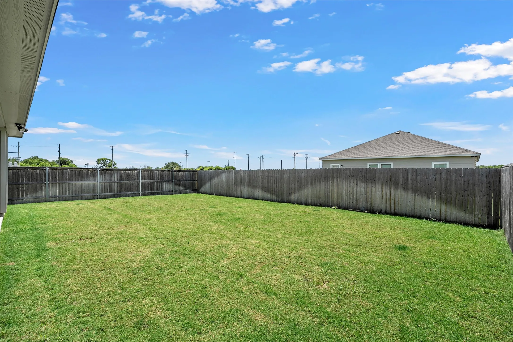 Single Family Residence For Sale in Mc Lennan County , 11100 Solar Street, Waco, Texas 76655, 4 Bedroom, 2 Bathroom, 2 Garage spaces, 1,659 Sqft, built in 2022, mls#21298729, Real Estate Agent in Waco, Homes For Sale in Mc Lennan county, Homes For Sale in Waco, Realtor in Waco Texas, Real Estate Brokerage Independent Realty Texas, Luminita Cordes Realtor
