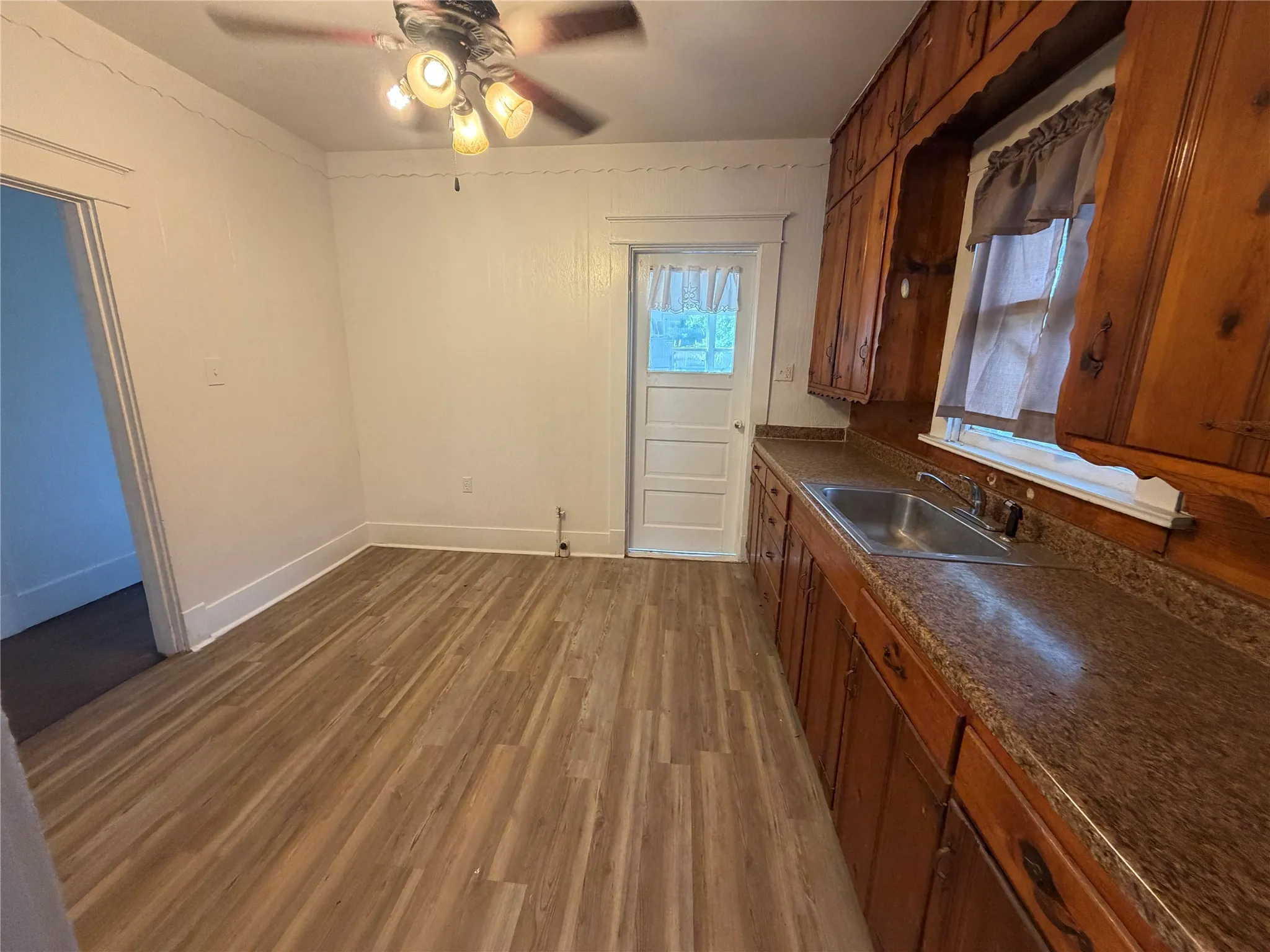 Single Family Residence For Sale in Eastland County , 709 E 23rd Street, Cisco, Texas 76437, 2 Bedrooms, 1 Bathroom, Garage spaces, 1,064 Sqft, built in 1920, Price $92,500, mls#21300321, Real Estate Agent in Cisco, Homes For Sale in Eastland county, Homes For Sale in Cisco, Realtor in Cisco Texas, Real Estate Brokerage Independent Realty Texas, Luminita Cordes Realtor