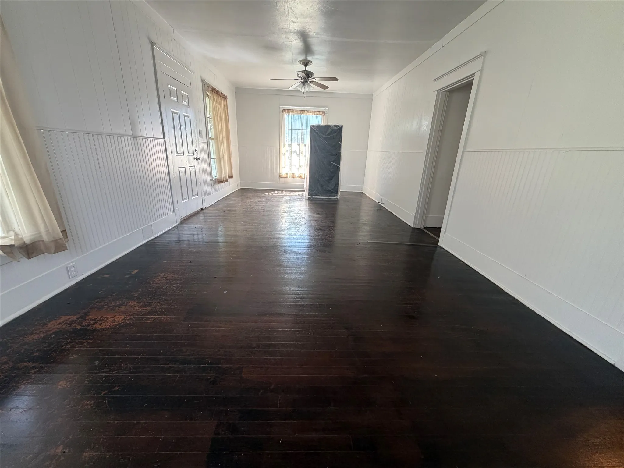 Single Family Residence For Sale in Eastland County , 709 E 23rd Street, Cisco, Texas 76437, 2 Bedrooms, 1 Bathroom, Garage spaces, 1,064 Sqft, built in 1920, Price $92,500, mls#21300321, Real Estate Agent in Cisco, Homes For Sale in Eastland county, Homes For Sale in Cisco, Realtor in Cisco Texas, Real Estate Brokerage Independent Realty Texas, Luminita Cordes Realtor