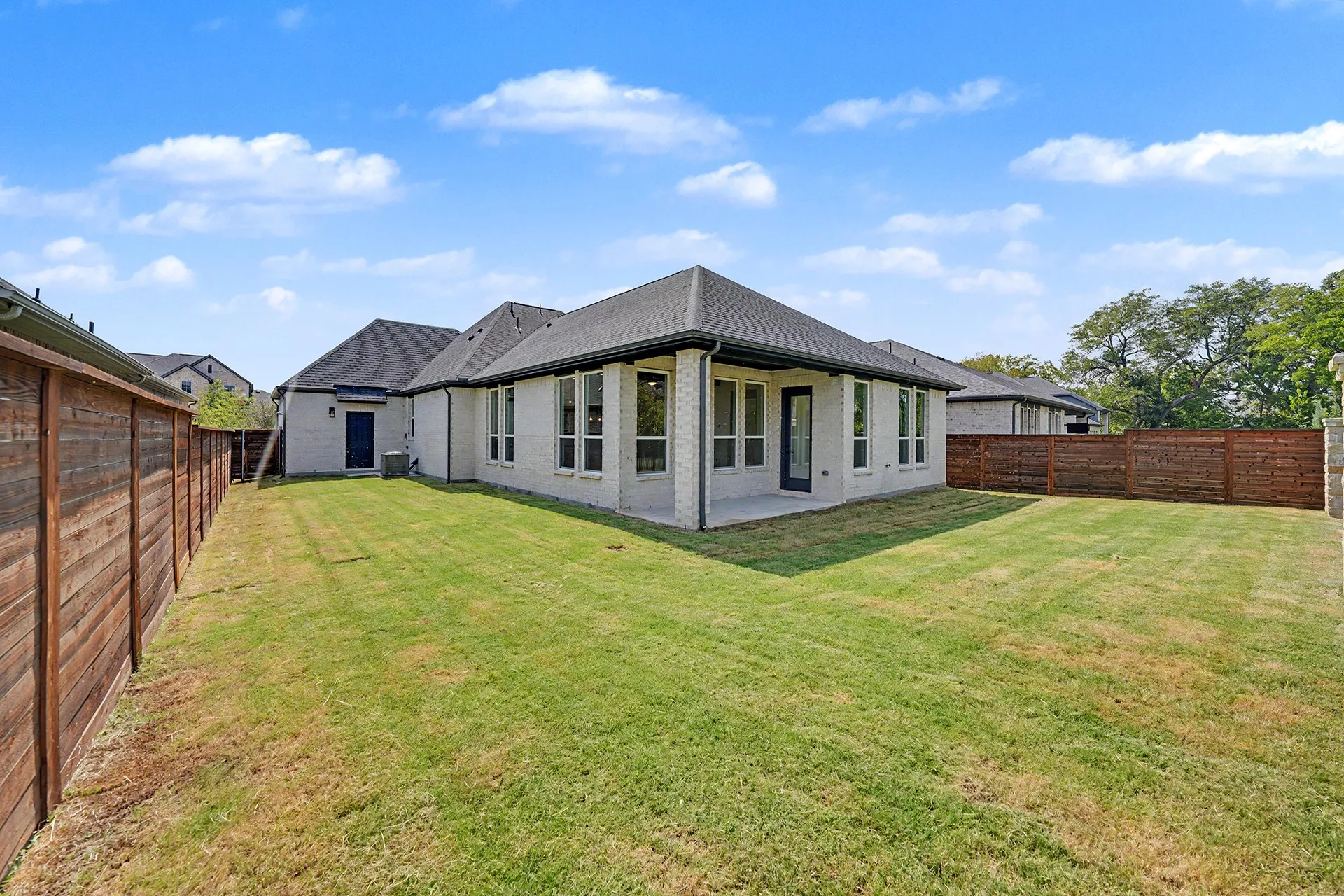 Single Family Residence For Sale in Dallas County , 1409 Casting Ridge, Mesquite, Texas 75181, 3 Bedroom, 2 Bathroom, 3 Garage spaces, 2,253 Sqft, built in 2026, mls#21300363, Real Estate Agent in Mesquite, Homes For Sale in Dallas county, Homes For Sale in Mesquite, Realtor in Mesquite Texas, Real Estate Brokerage Independent Realty Texas, Luminita Cordes Realtor