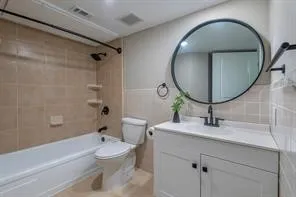 Condominium For Rent in Dallas County , 5881 Preston View Boulevard 170, Dallas, Texas 75240, 1 Bedroom, 1 Bathroom, Garage spaces, 632 Sqft, built in 1968, mls#21298946, Real Estate Agent in Dallas, Homes For Rent in Dallas county, Homes For Rent in Dallas, Realtor in Dallas Texas, Real Estate Brokerage Independent Realty Texas, Luminita Cordes Realtor