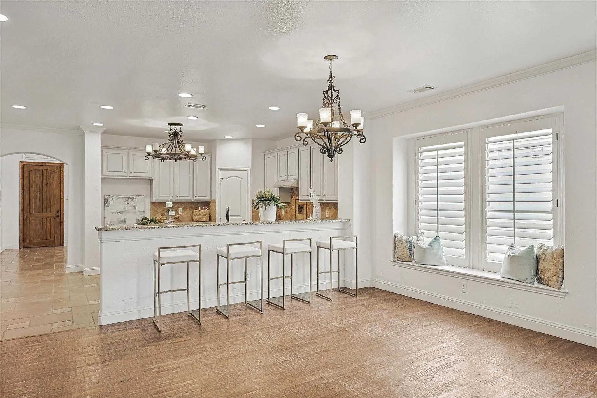 Single Family Residence For Rent in Collin County , 7700 Chief Spotted Tail Drive, Mc Kinney, Texas 75070, 5 Bedroom, 5 Bathroom, 2 Garage spaces, 3,920 Sqft, built in 2007, mls#21299746, Real Estate Agent in Mc Kinney, Homes For Rent in Collin county, Homes For Rent in Mc Kinney, Realtor in Mc Kinney Texas, Real Estate Brokerage Independent Realty Texas, Luminita Cordes Realtor
