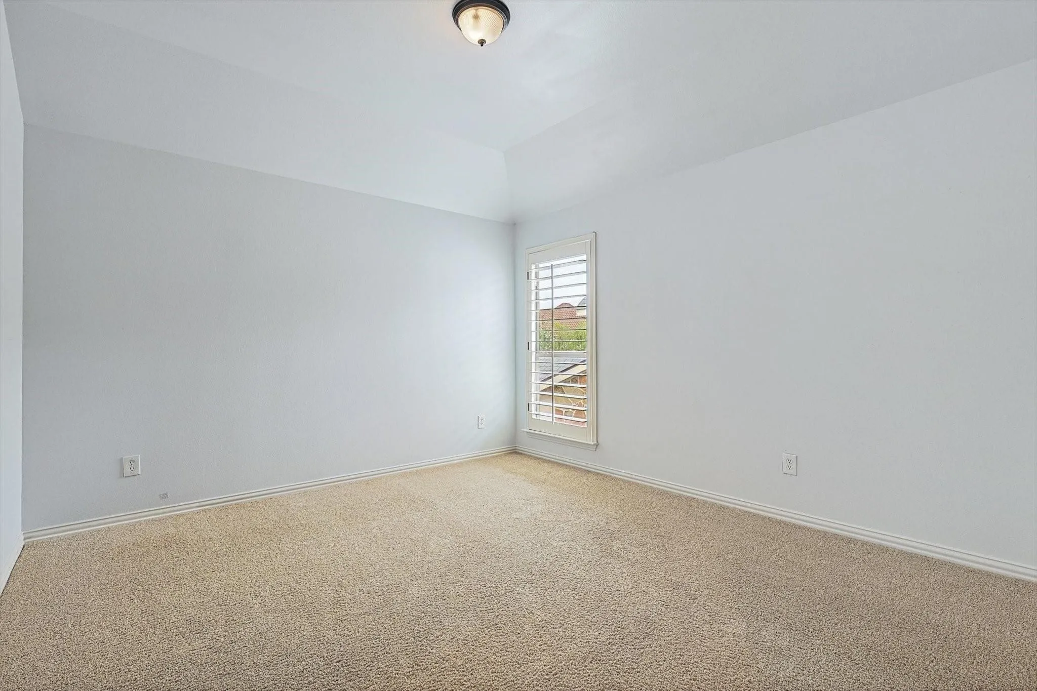 Single Family Residence For Rent in Collin County , 7700 Chief Spotted Tail Drive, Mc Kinney, Texas 75070, 5 Bedroom, 5 Bathroom, 2 Garage spaces, 3,920 Sqft, built in 2007, mls#21299746, Real Estate Agent in Mc Kinney, Homes For Rent in Collin county, Homes For Rent in Mc Kinney, Realtor in Mc Kinney Texas, Real Estate Brokerage Independent Realty Texas, Luminita Cordes Realtor